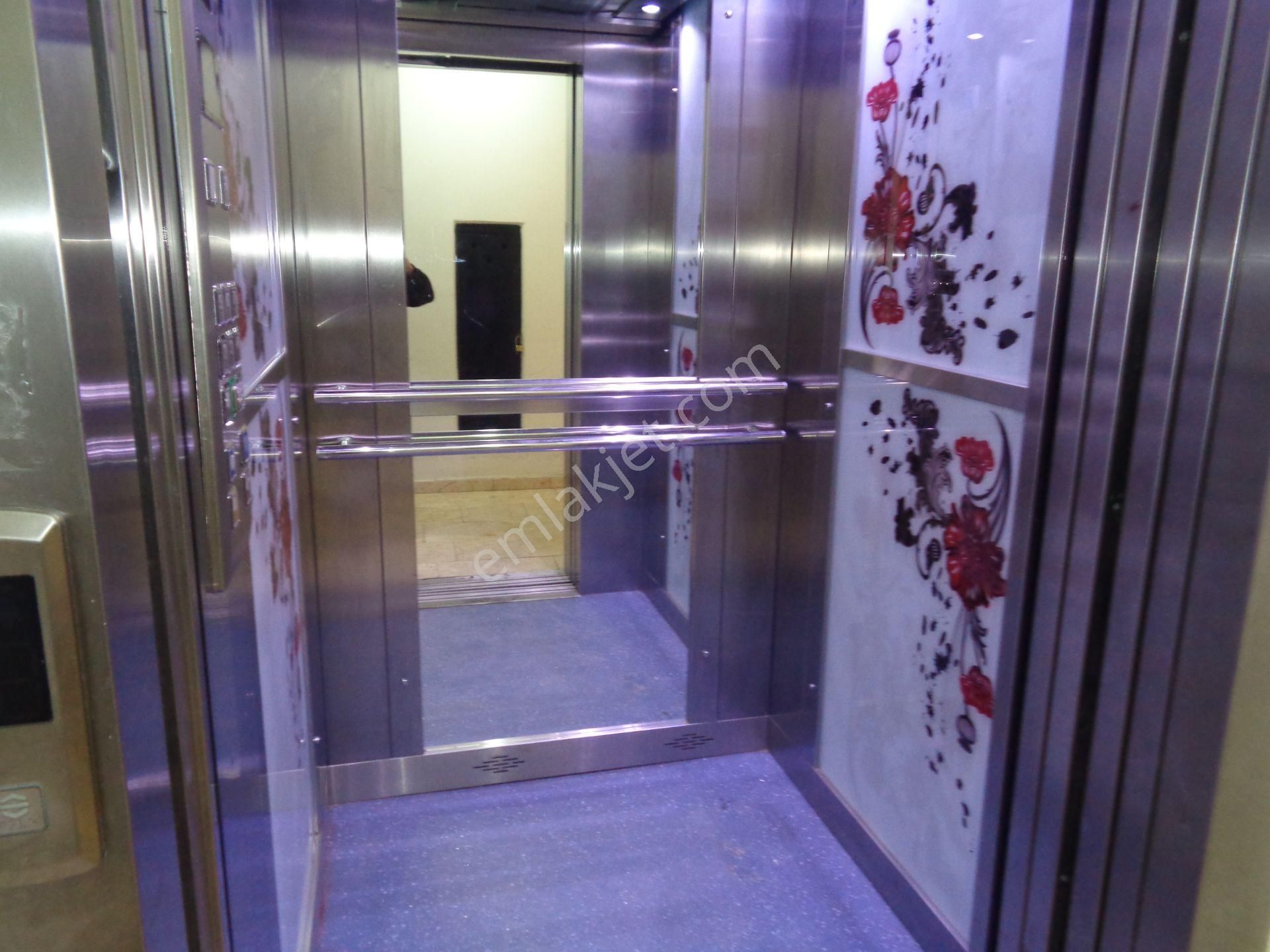 Işıklar Mah. Sivrihisar Caddesinde Arakat Daire - Görsel 15