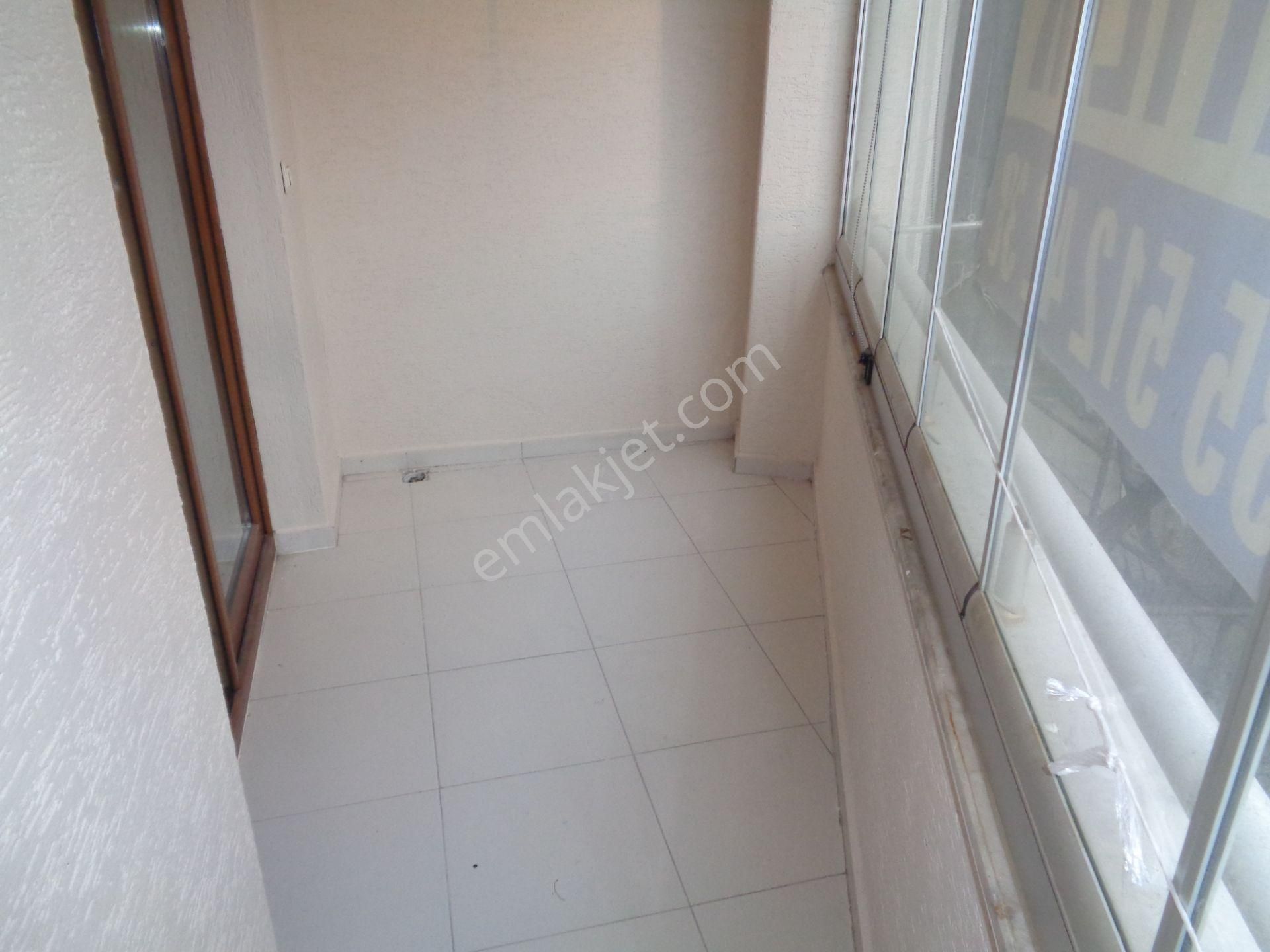 Işıklar Mah. Sivrihisar Caddesinde Arakat Daire - Görsel 4