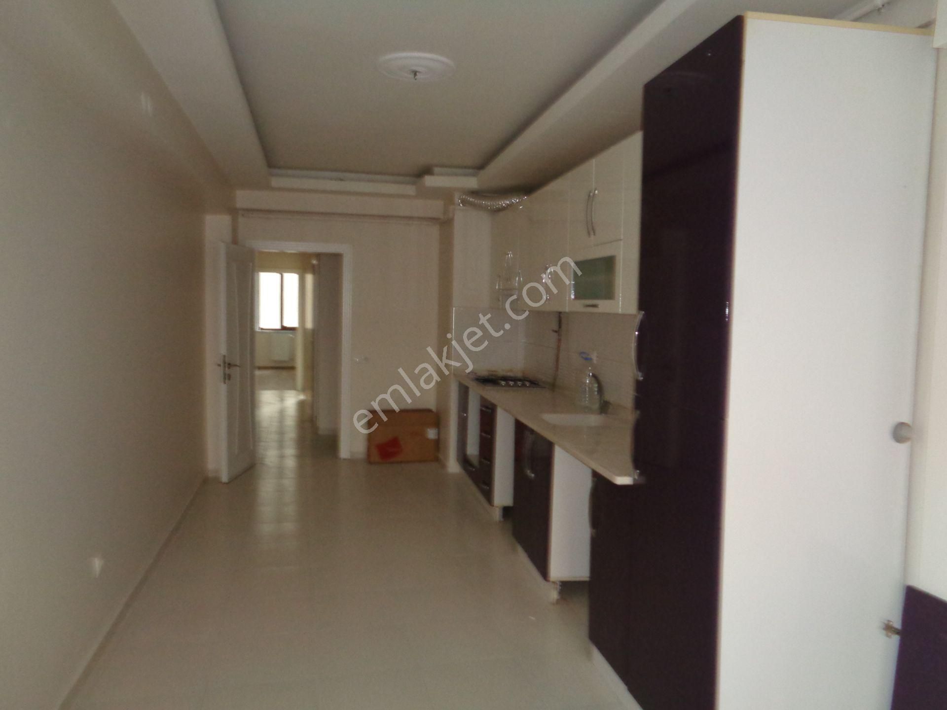 Işıklar Mah. Sivrihisar Caddesinde Arakat Daire - Görsel 3