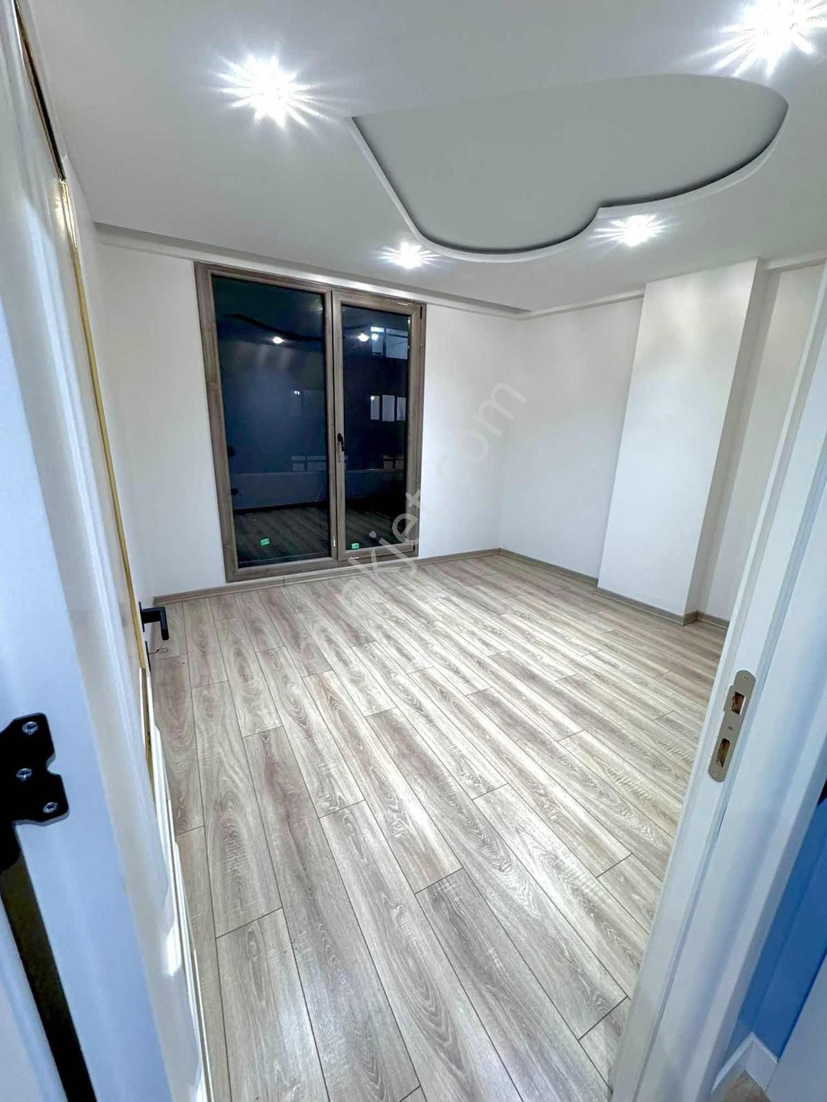 Engin Erdem'dem 'küçükçekmece'de' Manzaralı 2 + 1 Sıfır Daıre - Görsel 11