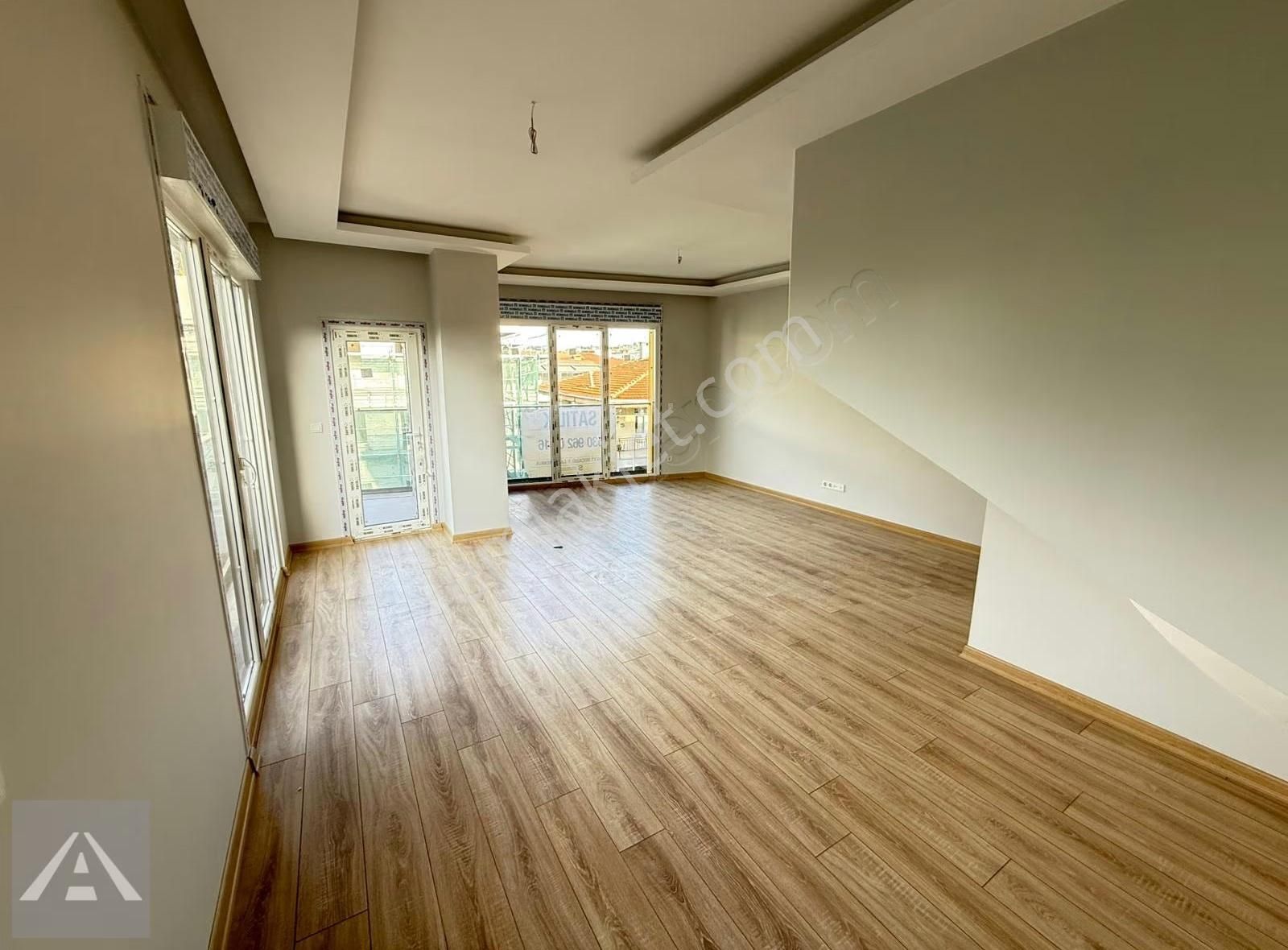 Çamlıkta Sıfır Binada Geniş Kullanım Alanına Sahip Sıfır 4+1