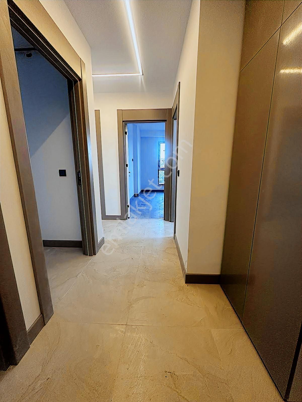 Susuz Meydan Suit'de Bağımsız Mutfaklı 2+1 Satılık Daire - Görsel 9