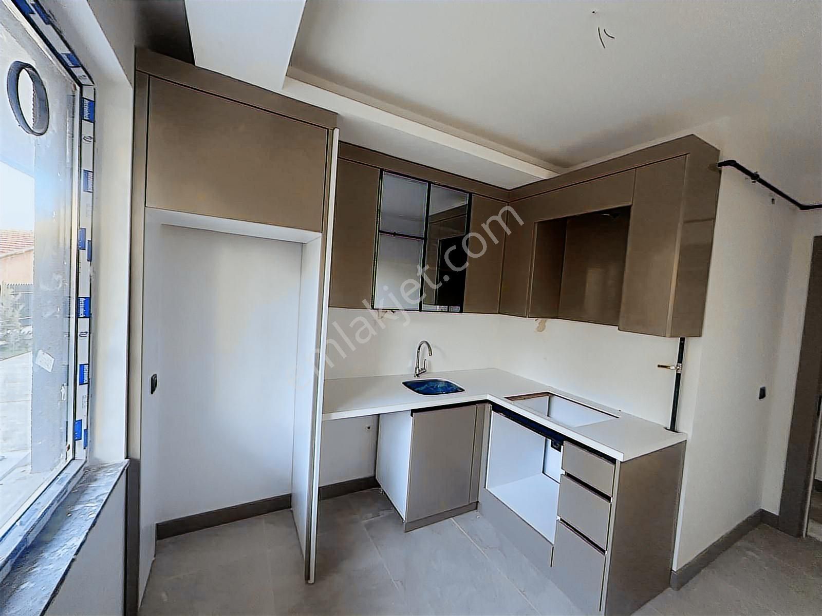 Susuz Meydan Suit'de Bağımsız Mutfaklı 2+1 Satılık Daire - Görsel 3