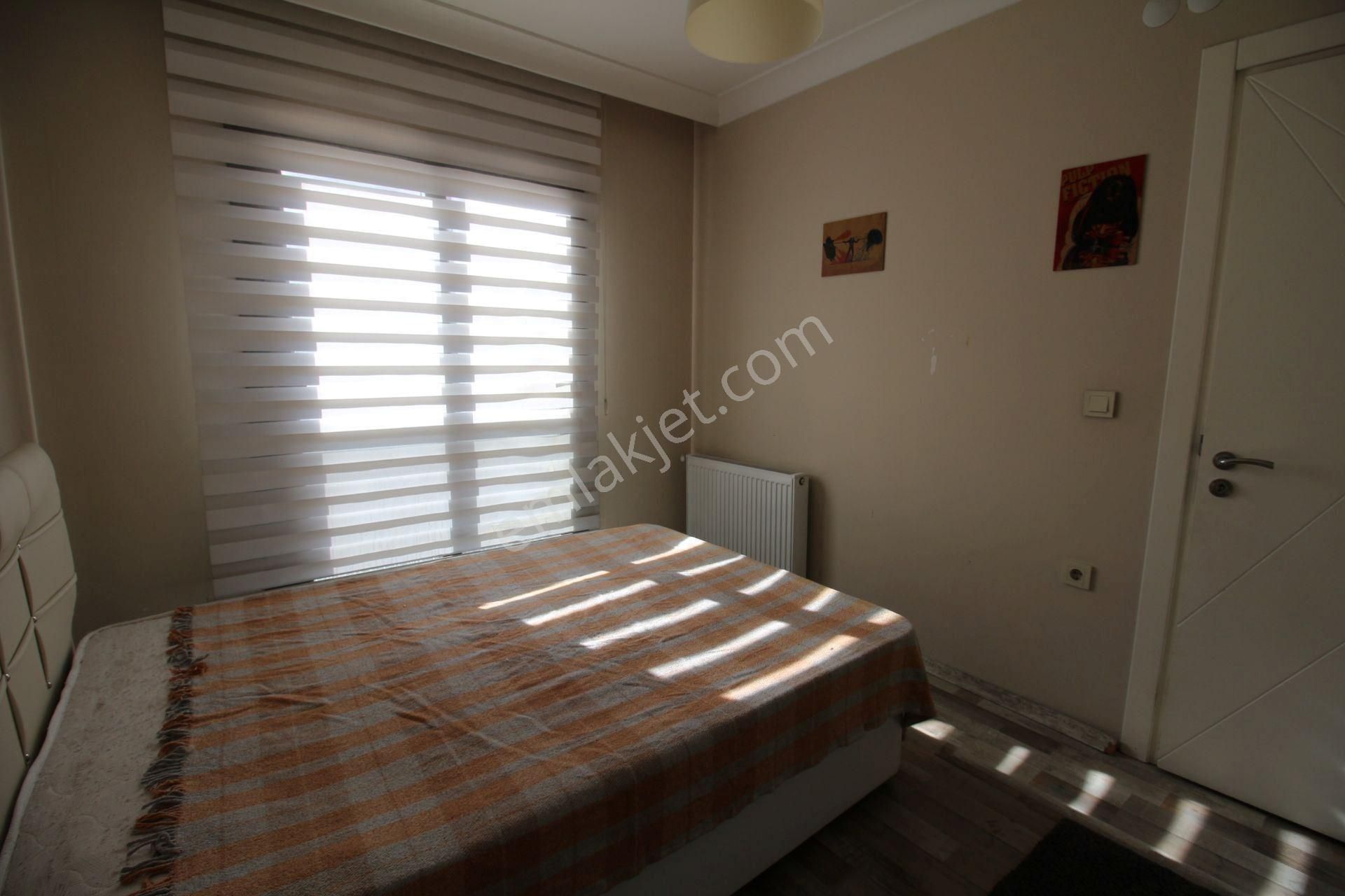 İkçü Yakını Yeni Binada Asansörlü,otoparklı,d.gazlı Eşyalı 1+1 Daire. - Görsel 15