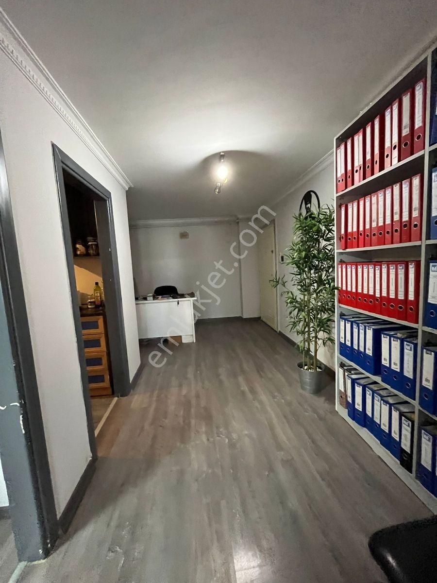 Uluyol Ziraat Bankası Üstü 2+1 Kiralık Ofis - Görsel 17