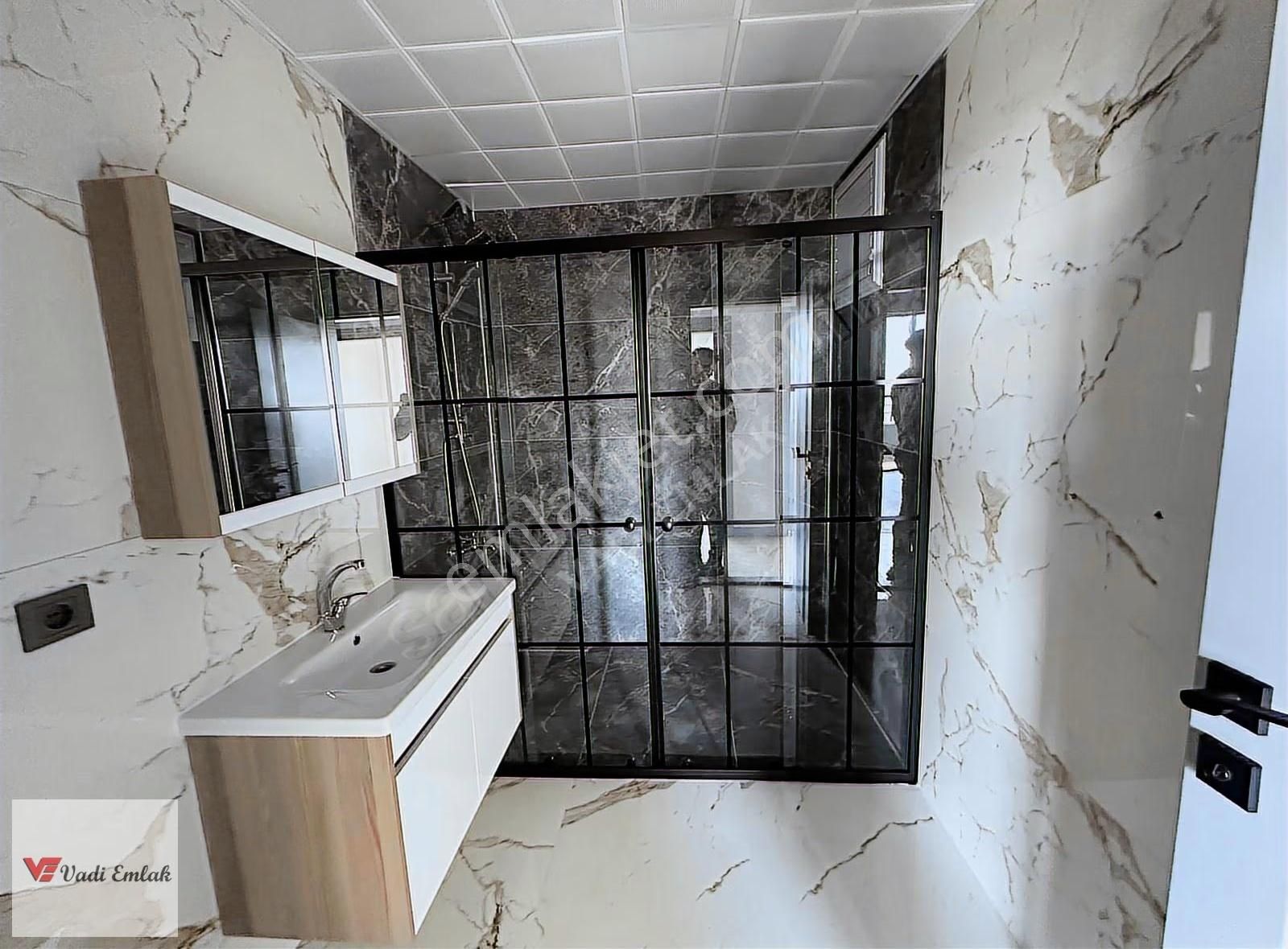 Kaşıkçıbağları Mahallesinde 4+1 Lüks Satılık Daire | Vadi Emlak - Görsel 21