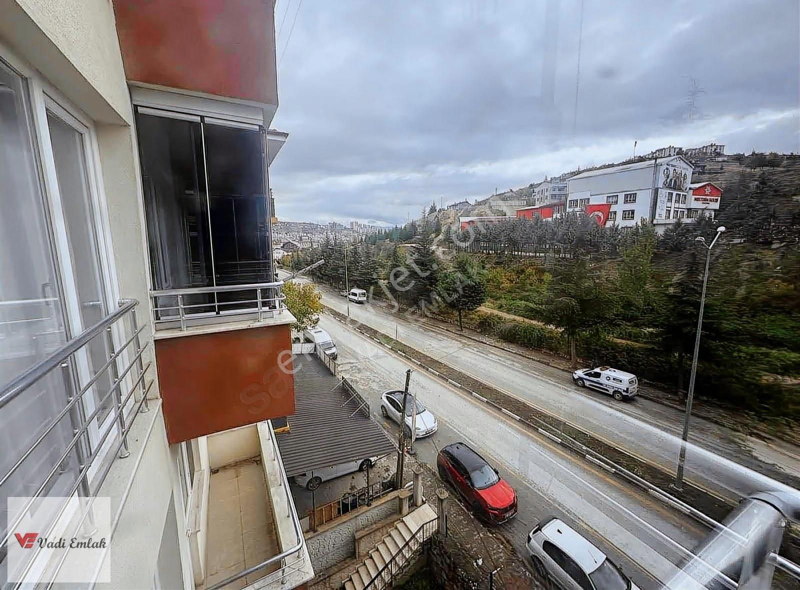 Yeni Yurt Mahallesinde Satılık 3+1 Daire | Vadi Emlak - Görsel 4