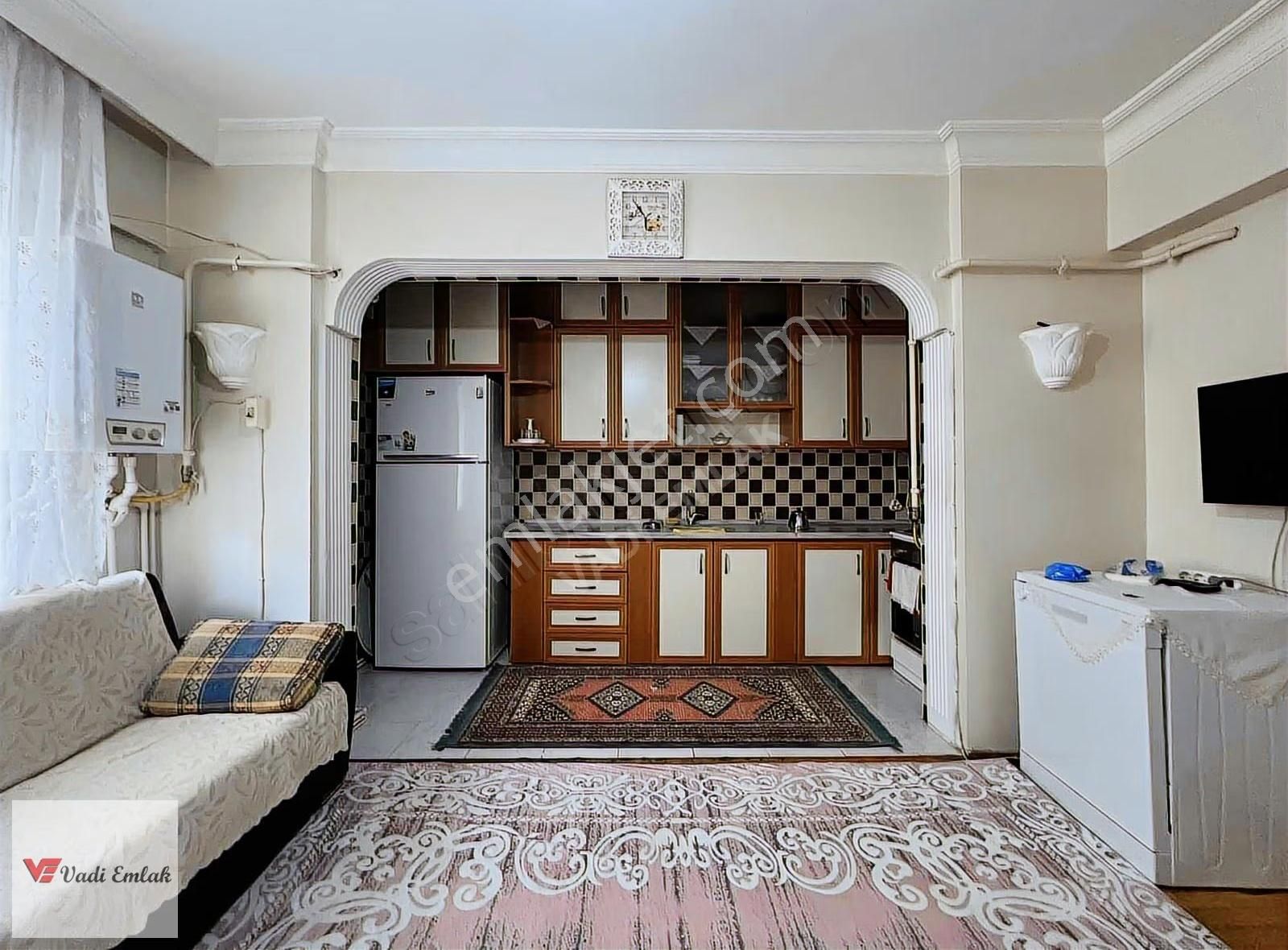 Soğukpınar Mahallesinde Satılık 2+1 Daire |vadi Emlak - Görsel 2