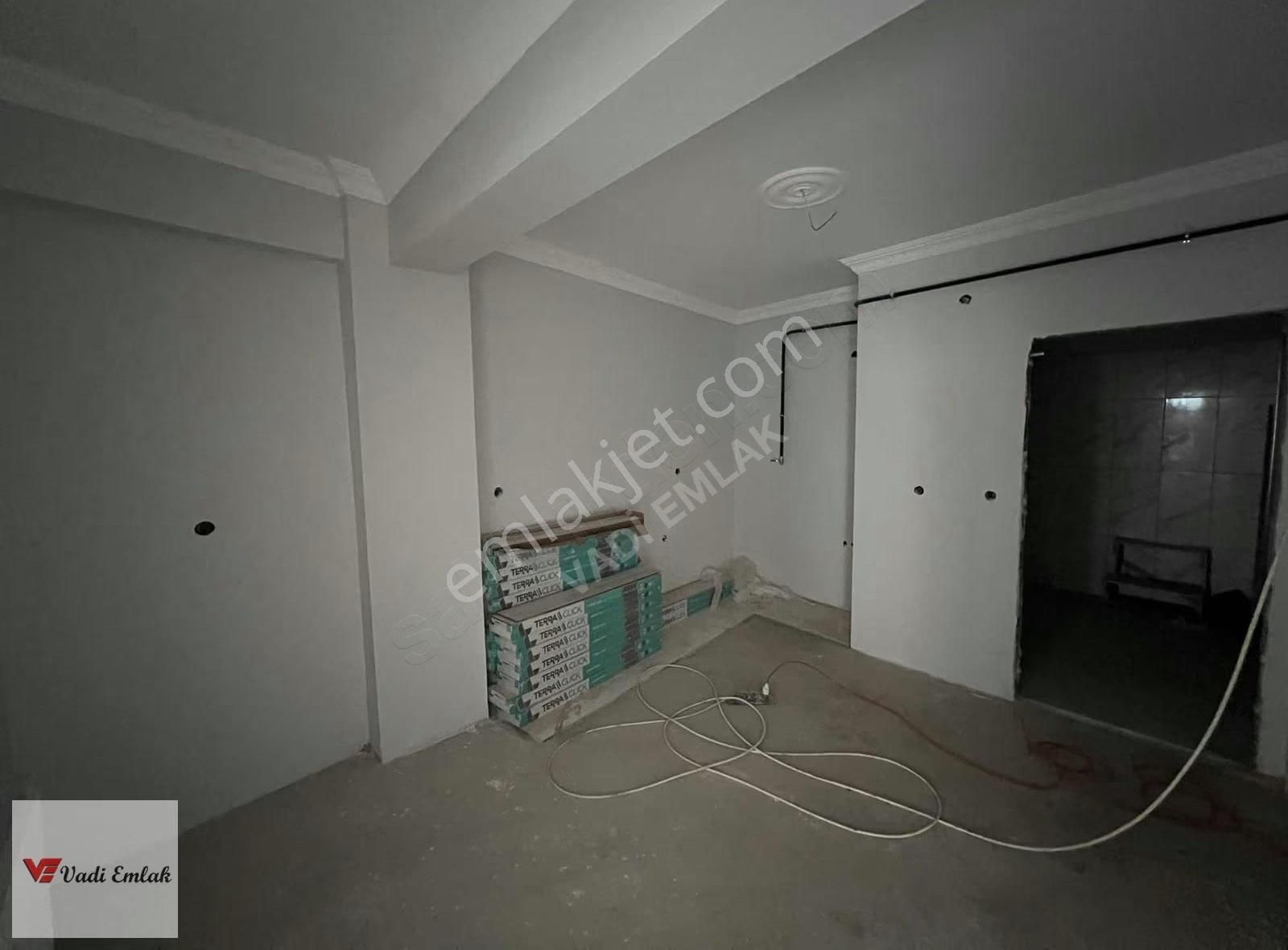 Küçükbey Bağı Mahallesinde Satılık 2+0 Daire | Vadi Emlak - Görsel 4