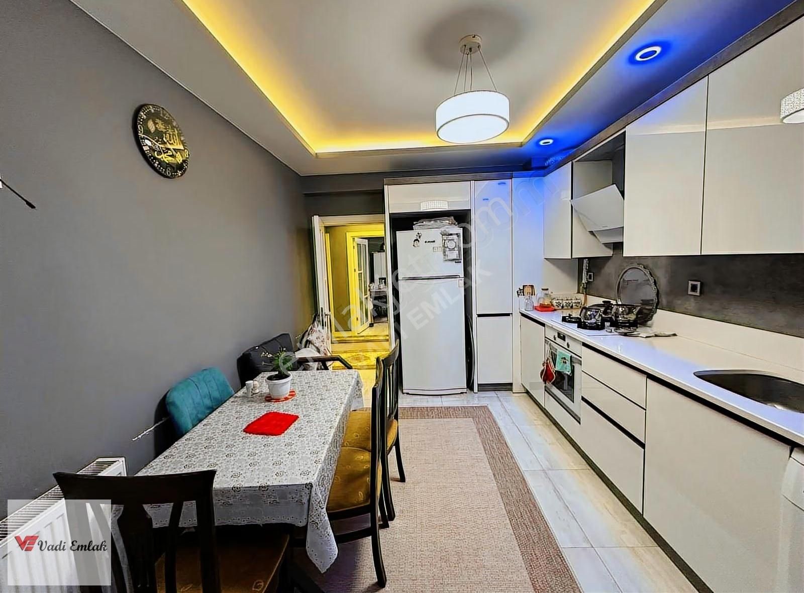 Esentepe Mahallesi 3+1 Satılık Daire | Vadi Emlak - Görsel 27