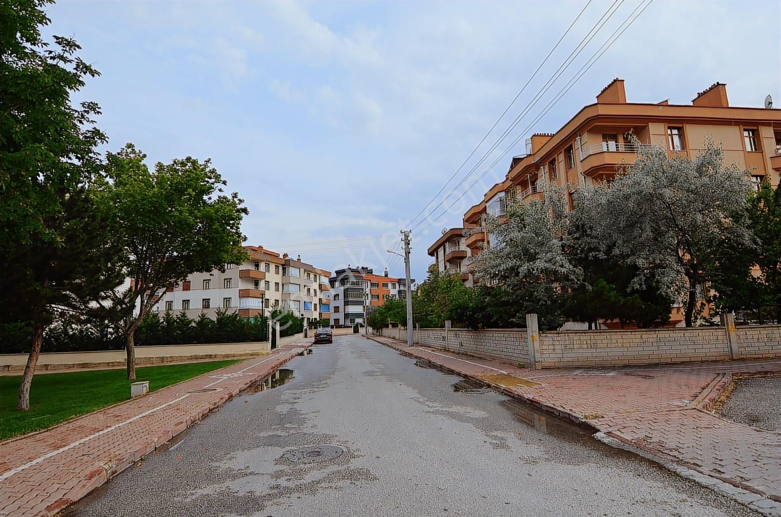 Talha Tozduman'dan Selçuker Center'ın Arkasında 130m2 Arakat 3+1 - Görsel 4