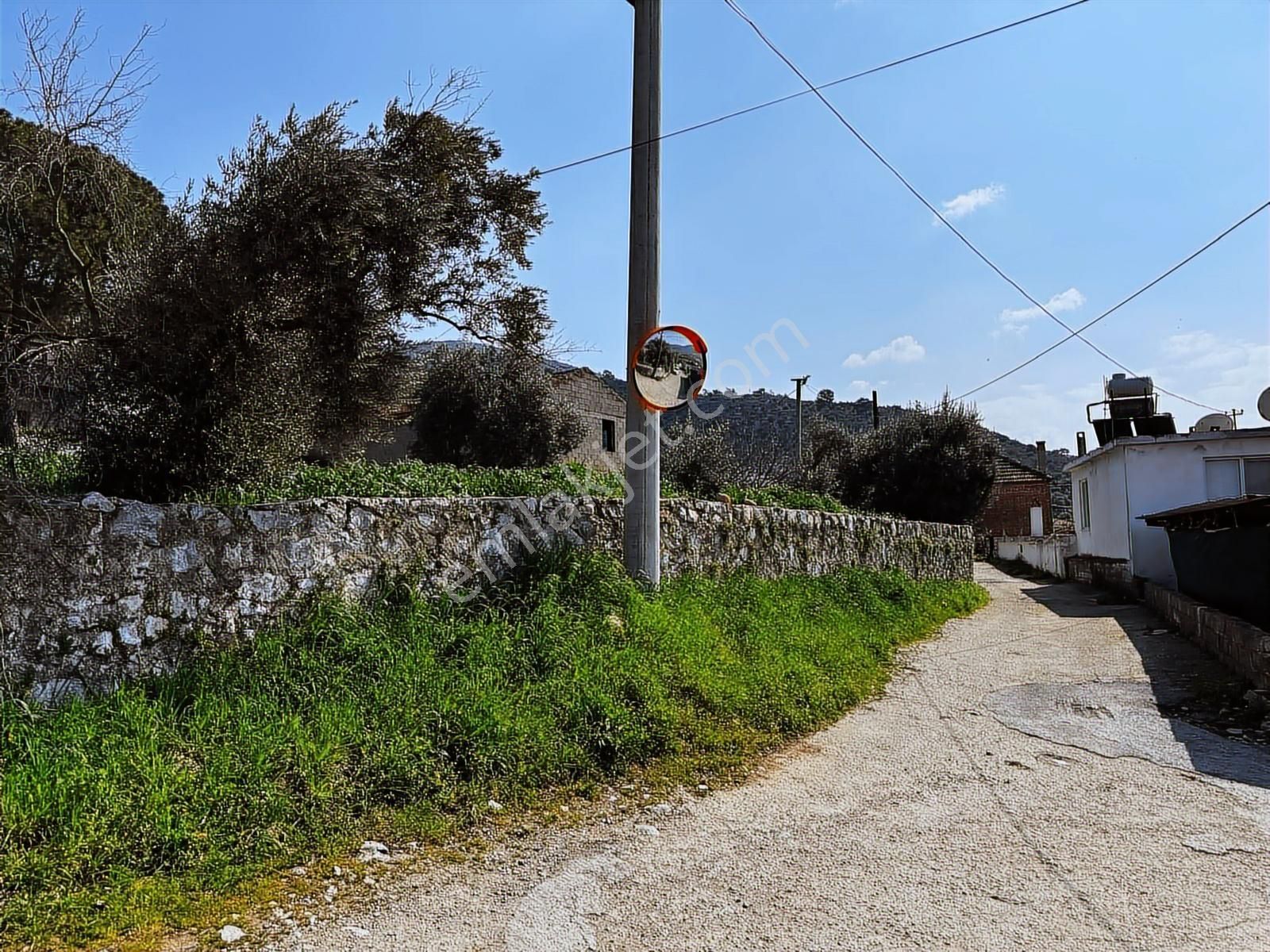 Milas İçme Mahallesinde Doğayla İç İçe Satılık Köy Evi - Görsel 31