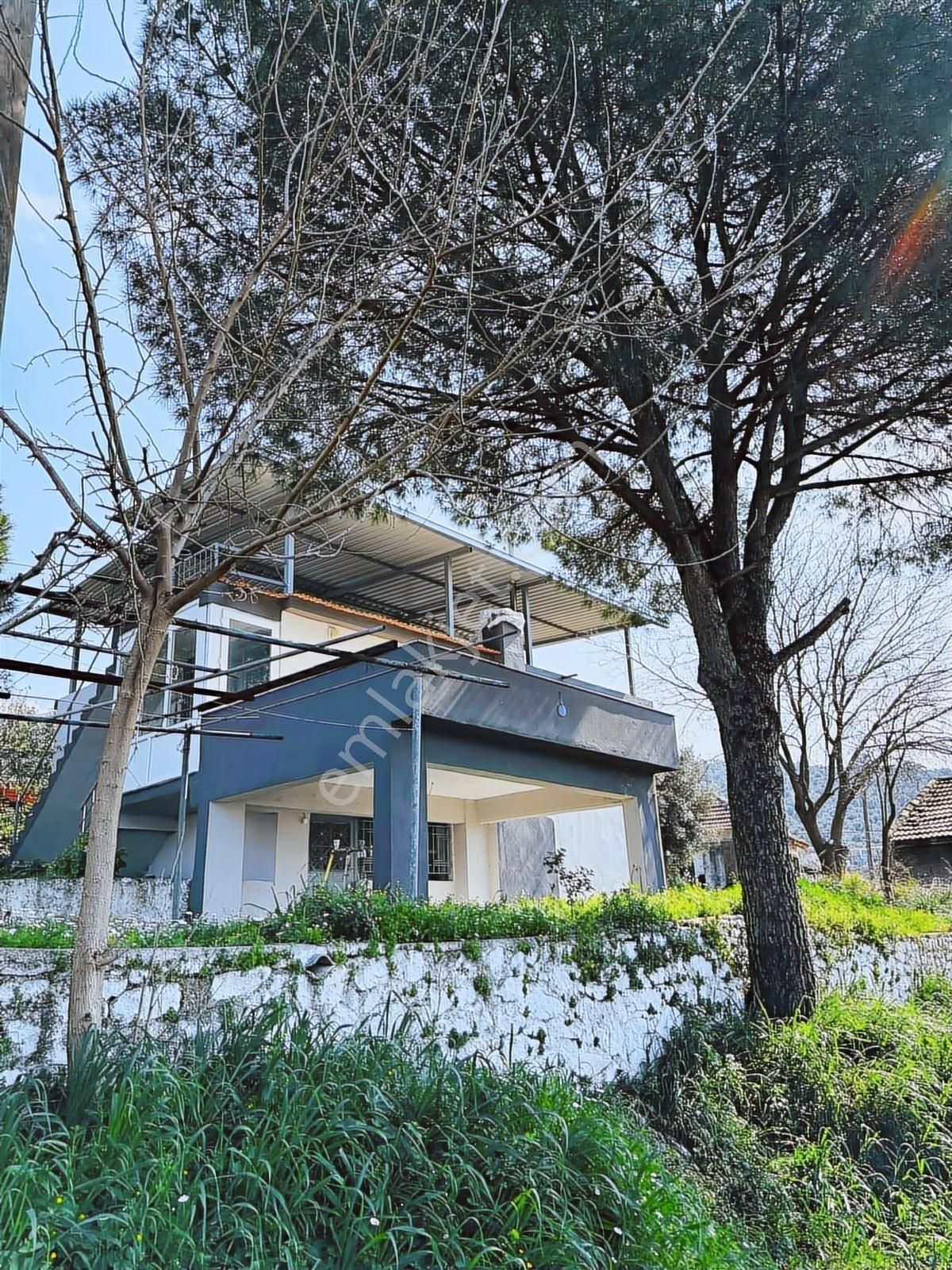 Milas İçme Mahallesinde Doğayla İç İçe Satılık Köy Evi - Görsel 26