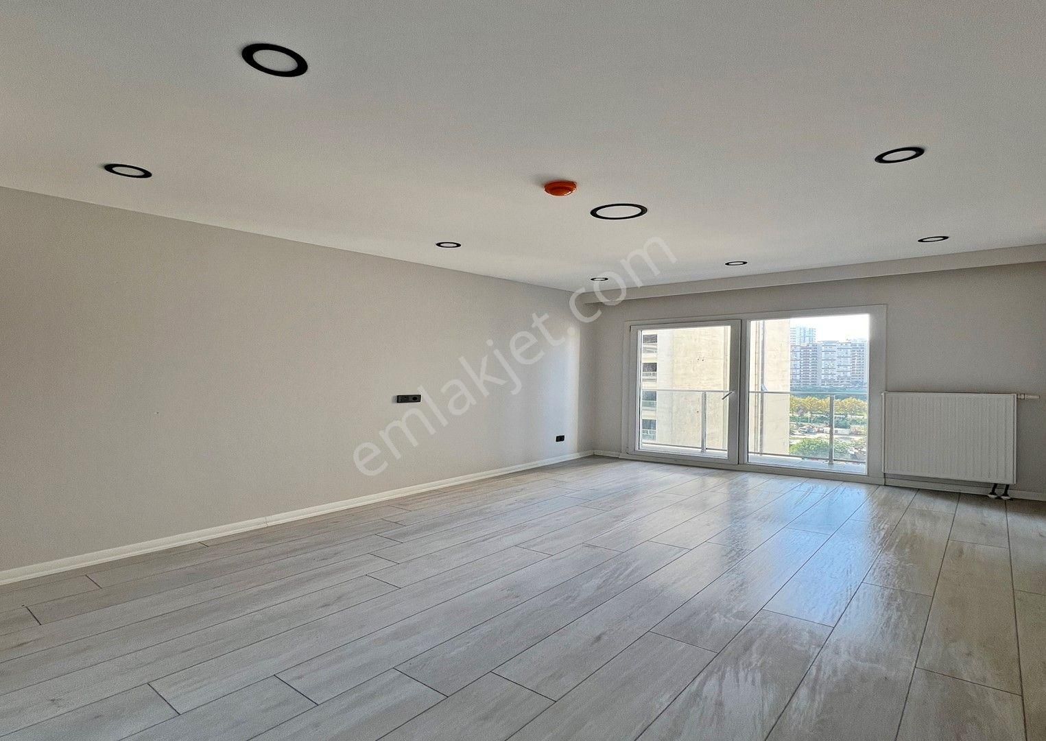 Metrobüs E5 Yakın Siteiçi Güvenlikli Otoparklı Satılık 1+1 Daire - Görsel 34