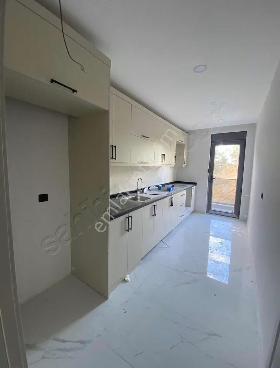 Sarılar Mahallesi'nde 2 + 1 Ara Kat Dairemiz Asansörlü - Görsel 3