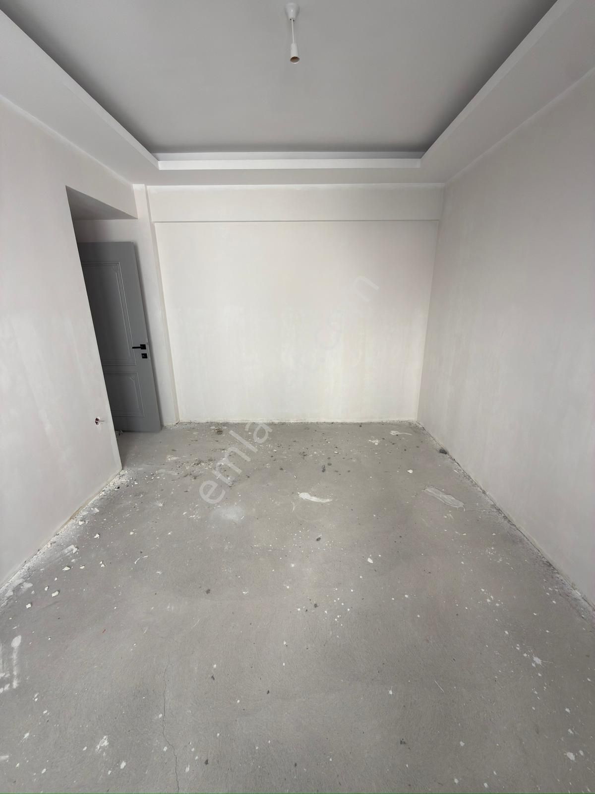 Mimsinde Cadde Üzeri Satılık Sıfır 2+1 - Görsel 4