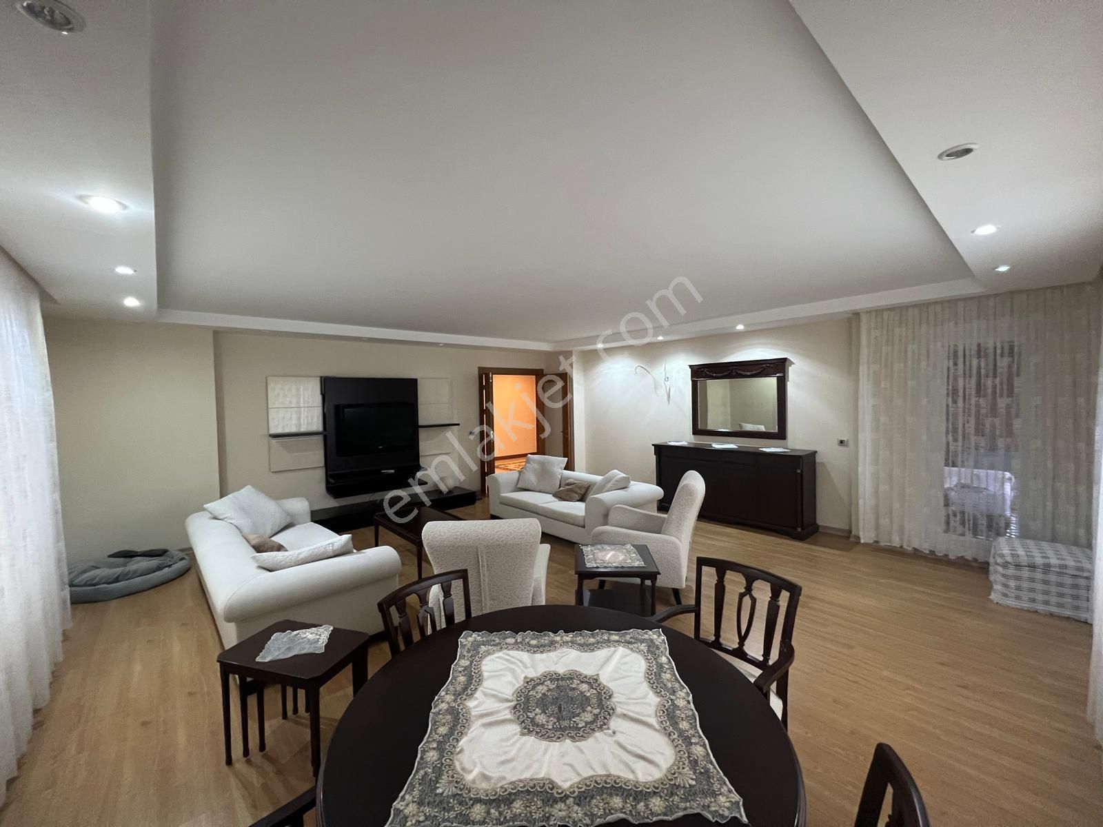 Rose Marine'de Bahçe Kullanımlı 210 M2 4+1 Mobilyalı Kiralık - Görsel 7