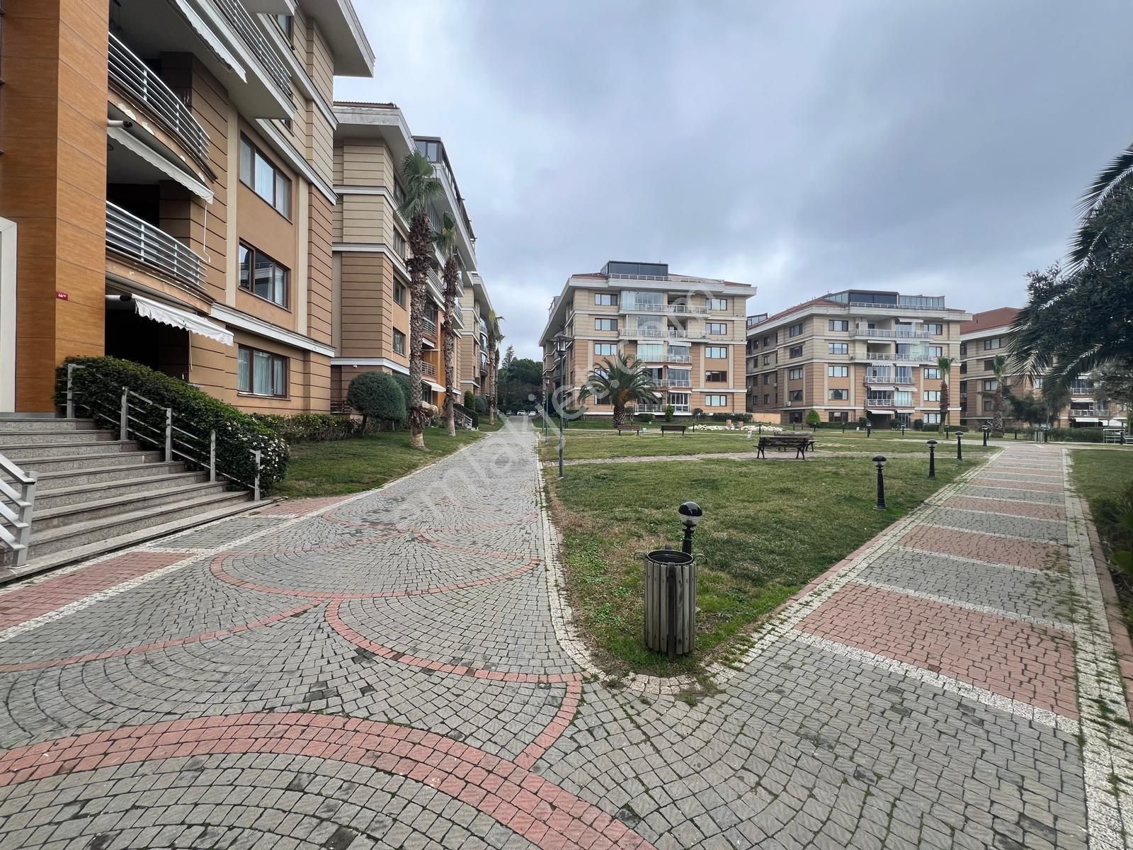 Rose Marine'de Bahçe Kullanımlı 210 M2 4+1 Mobilyalı Kiralık - Görsel 29