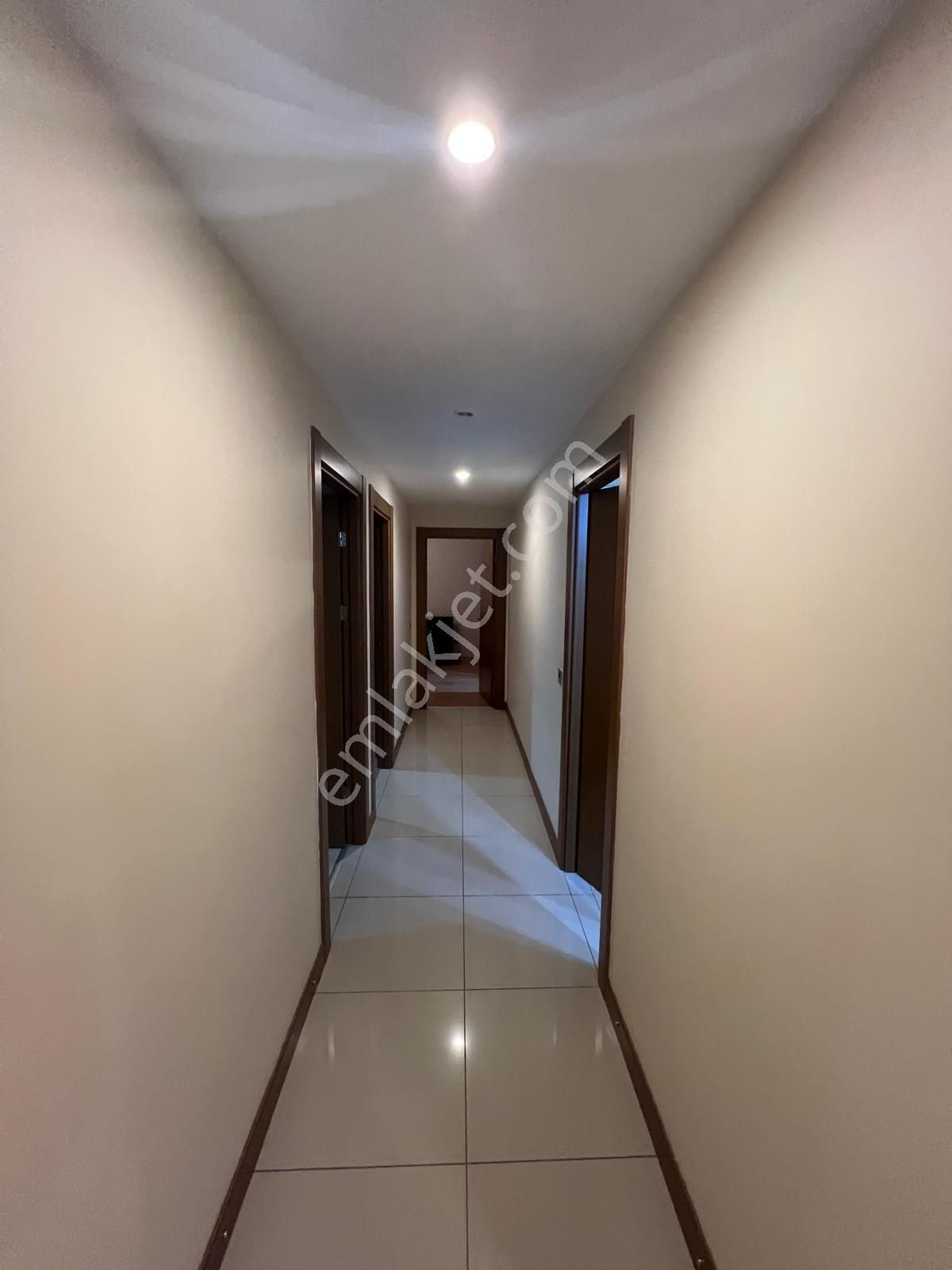 Rose Marine'de Bahçe Kullanımlı 210 M2 4+1 Mobilyalı Kiralık - Görsel 11