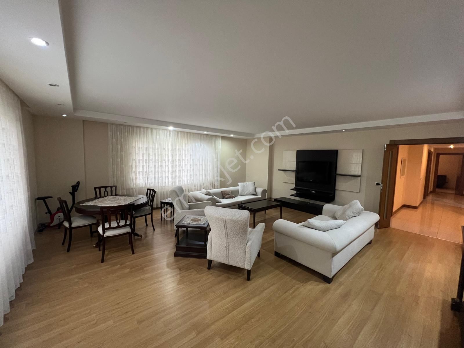 Rose Marine'de Bahçe Kullanımlı 210 M2 4+1 Mobilyalı Kiralık - Görsel 10