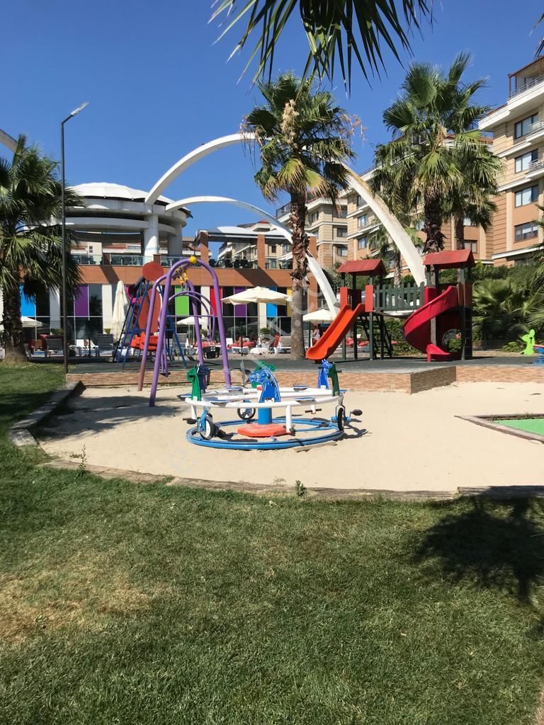 Rose Marine'de Bahçe Kullanımlı 210 M2 4+1 Mobilyalı Kiralık - Görsel 32