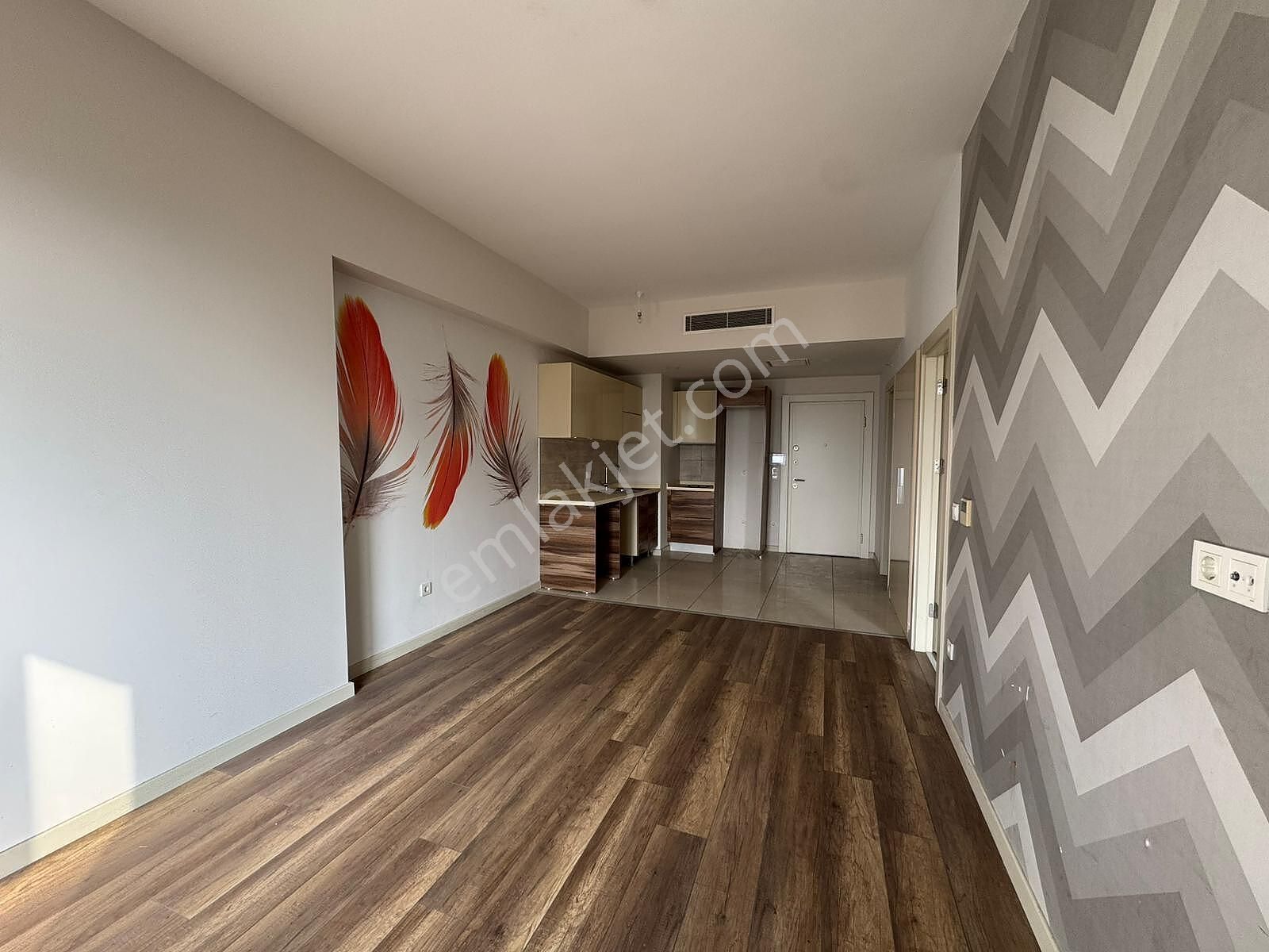 Esenyurt Babacan Palace'ta Kiralık 1+1 Daire | Tekce