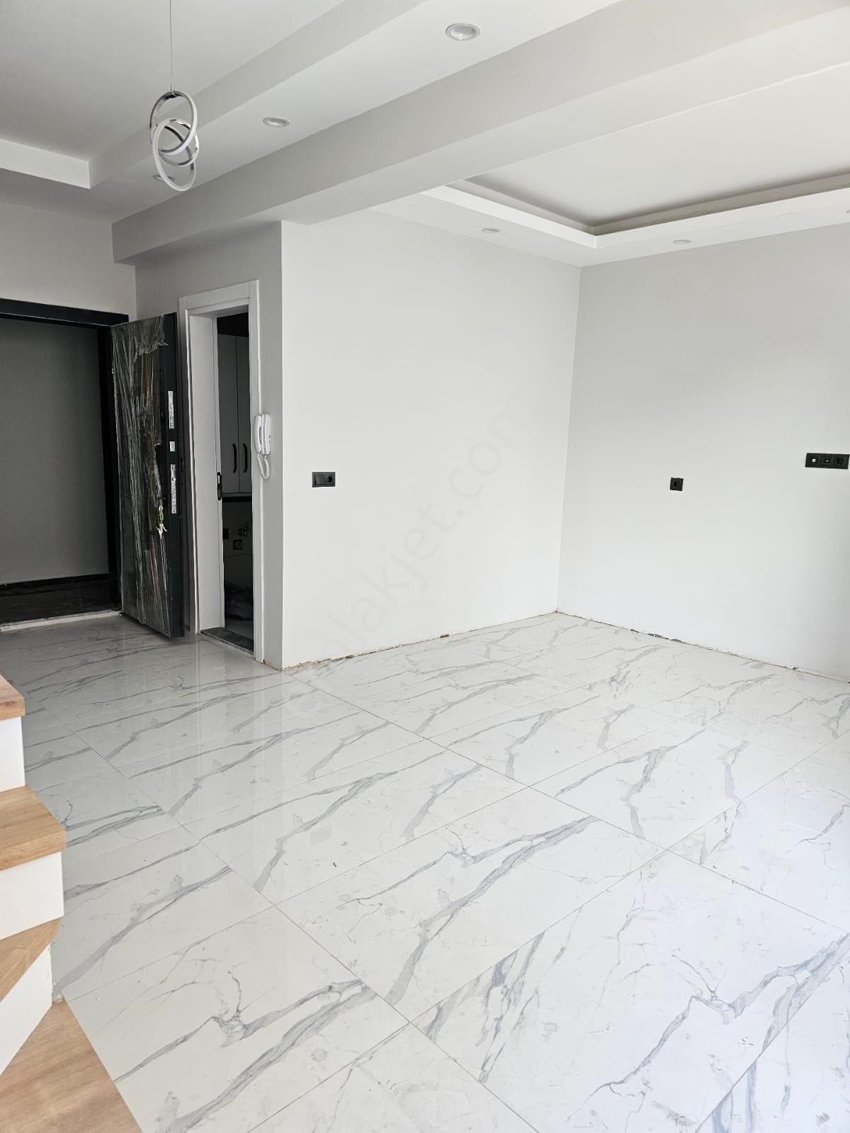 Genç Emlak’tan Satılık 2+1 Dublex Daire - Görsel 6