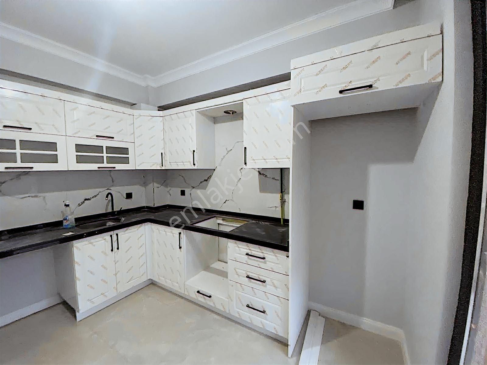 Adapazarı Merkez Ozanlarda 3+1 Sıfır Ebeveyn Banyolu - Görsel 25