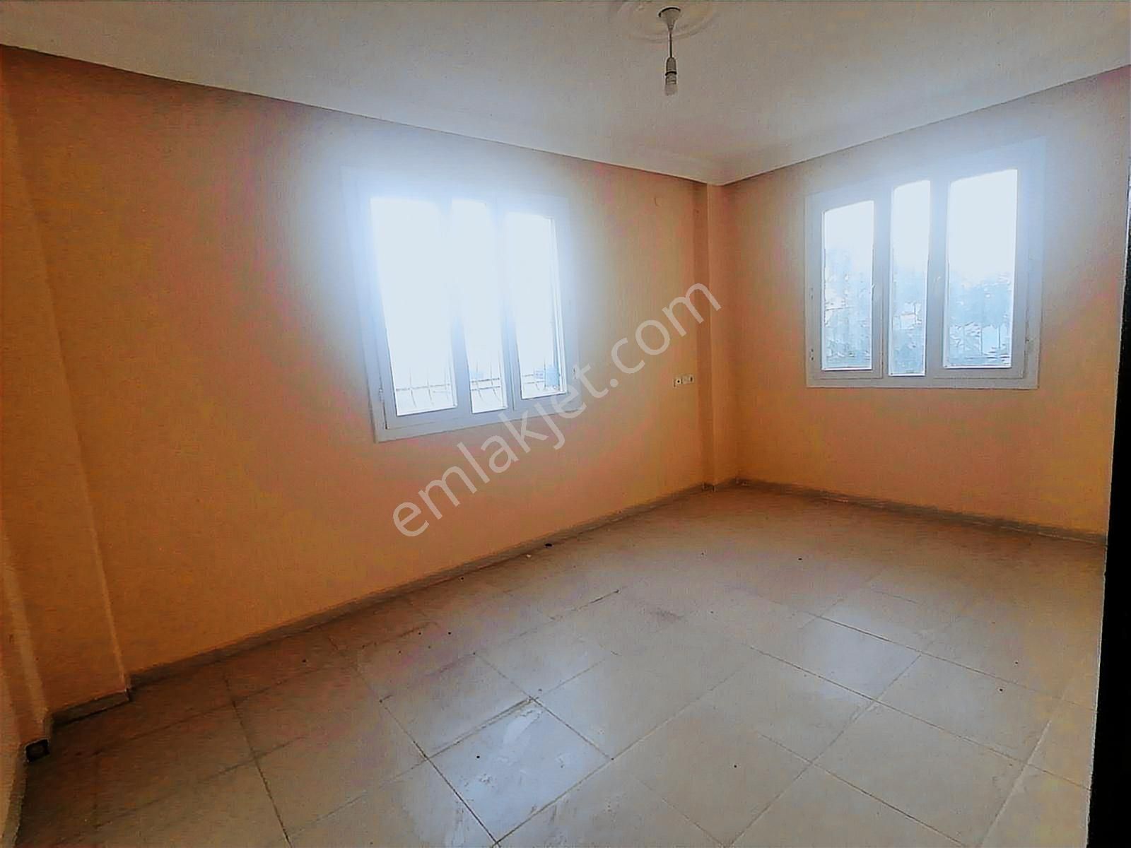 Takasa Uygun 210 M2 Tek Tapu Arsada 3 Katlı Müstakil Ev - Görsel 8