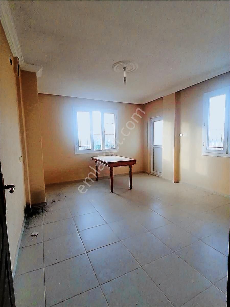 Takasa Uygun 210 M2 Tek Tapu Arsada 3 Katlı Müstakil Ev - Görsel 23