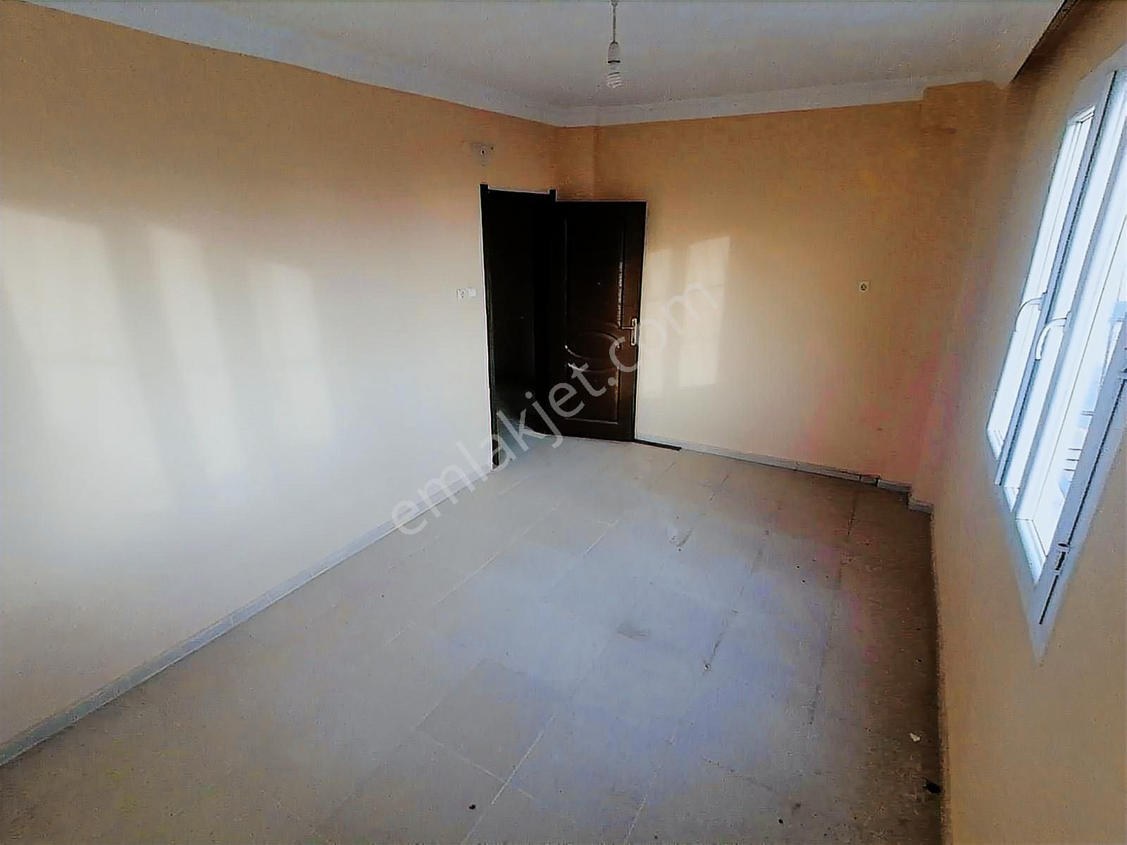 Takasa Uygun 210 M2 Tek Tapu Arsada 3 Katlı Müstakil Ev - Görsel 9