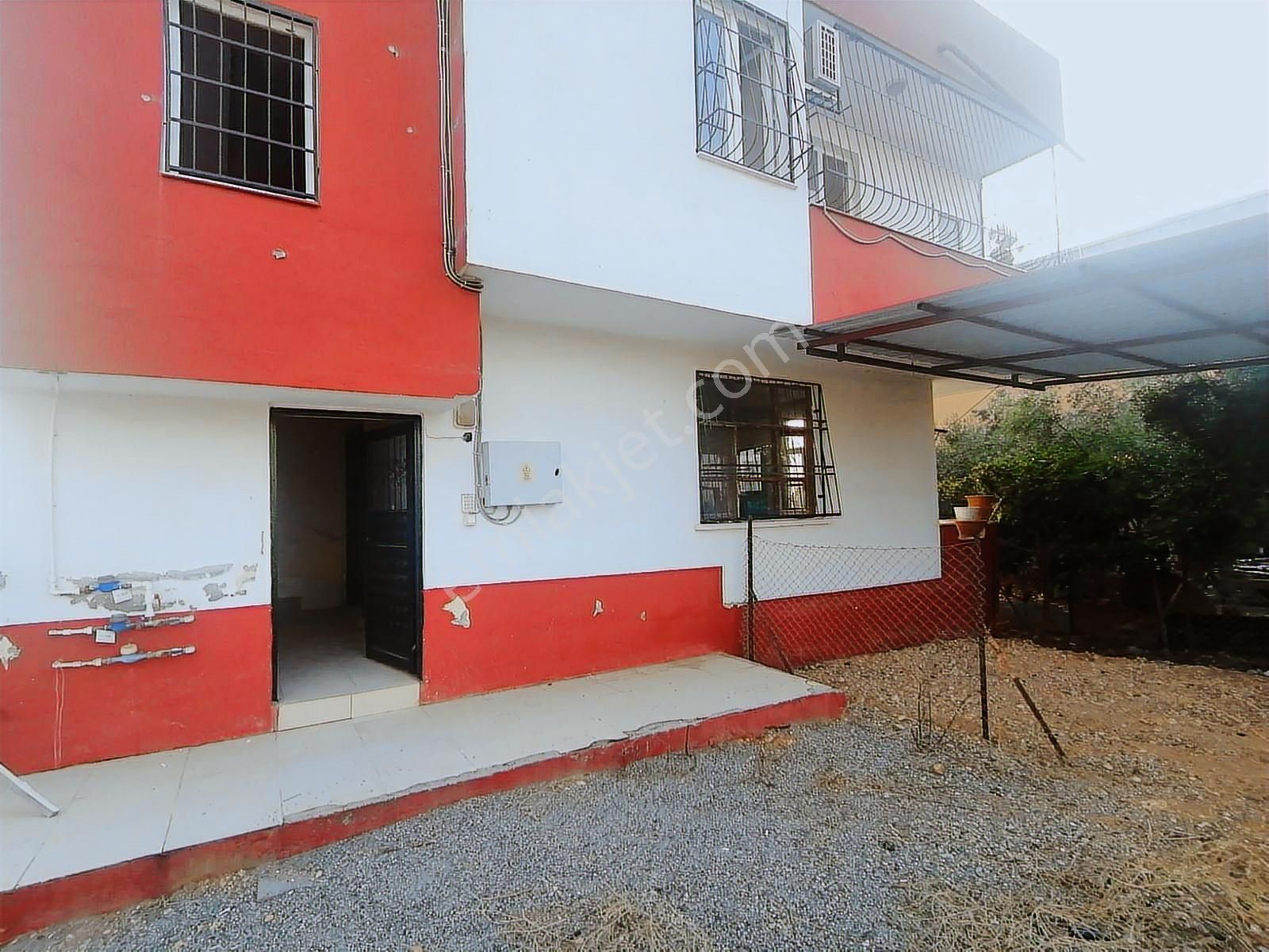 Takasa Uygun 210 M2 Tek Tapu Arsada 3 Katlı Müstakil Ev - Görsel 30