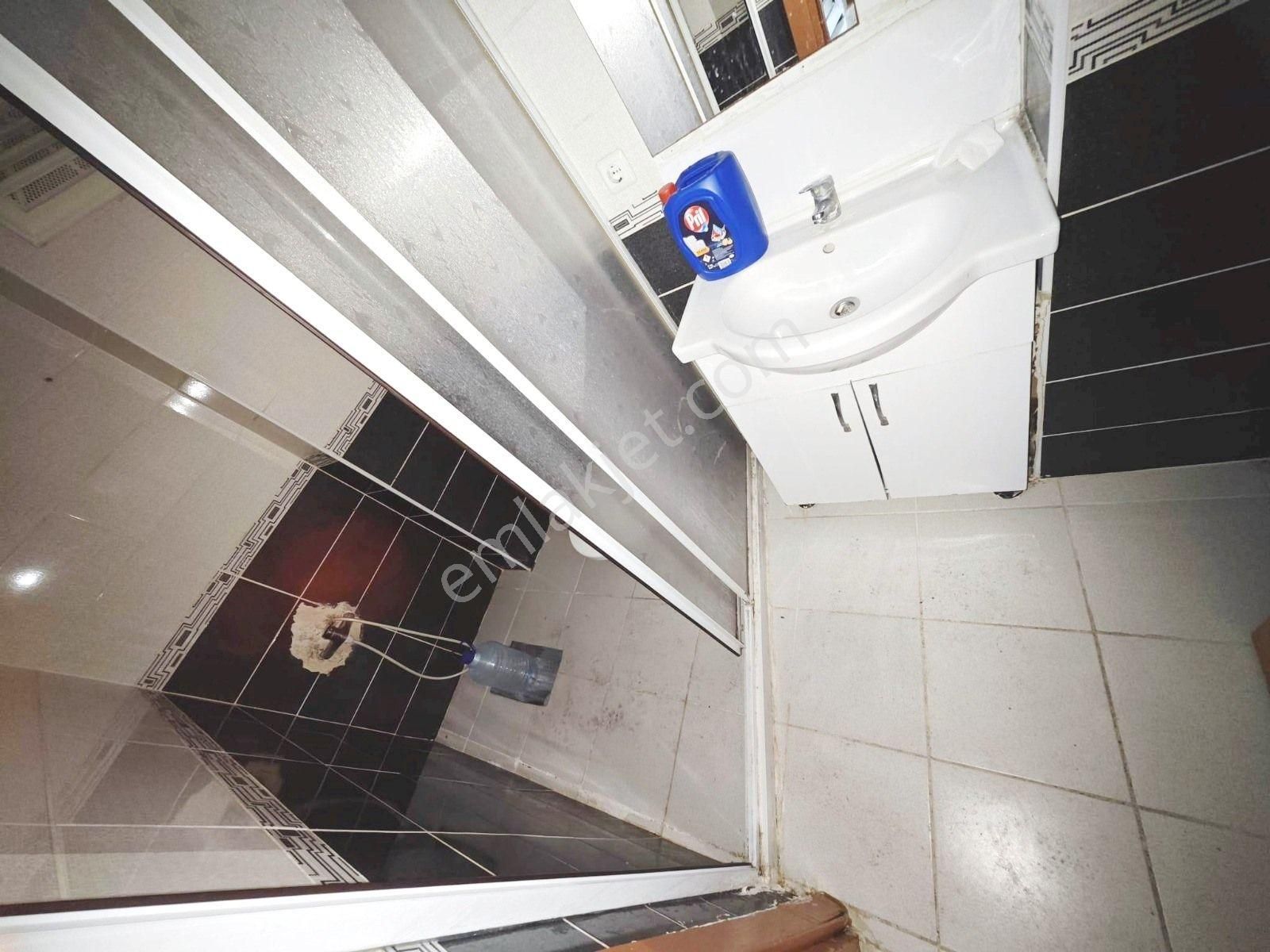 Fatih Emlak Tan 1+1 Yuksek Giriş Krediye Uygun Çakmak Duragına Yakın - Görsel 9