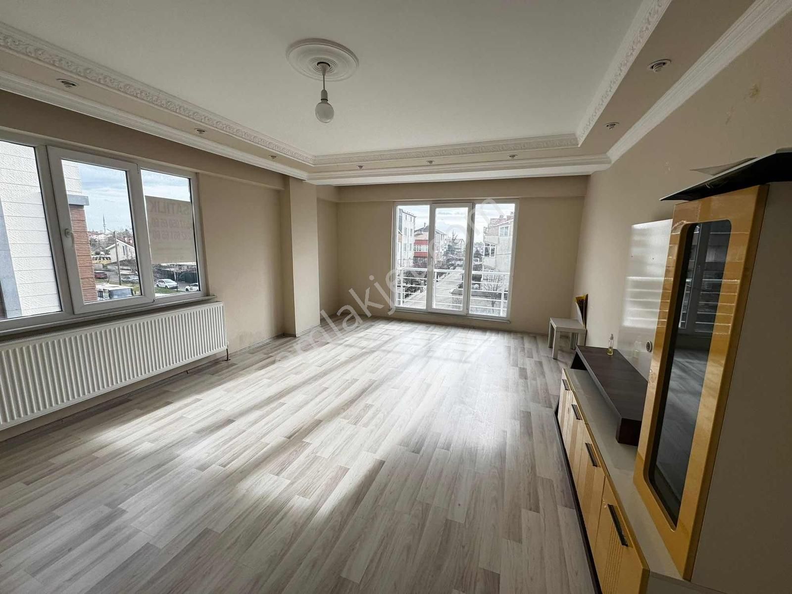 Çobançeşmede Site İçinde | 140 M² Net | Kaçırılmayacak 3+1 - Görsel 23