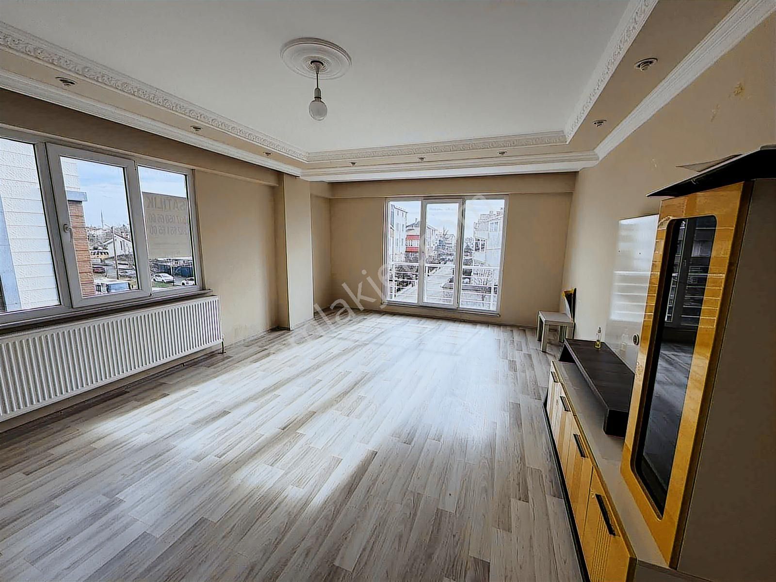 Çobançeşmede Site İçinde | 140 M² Net | Kaçırılmayacak 3+1