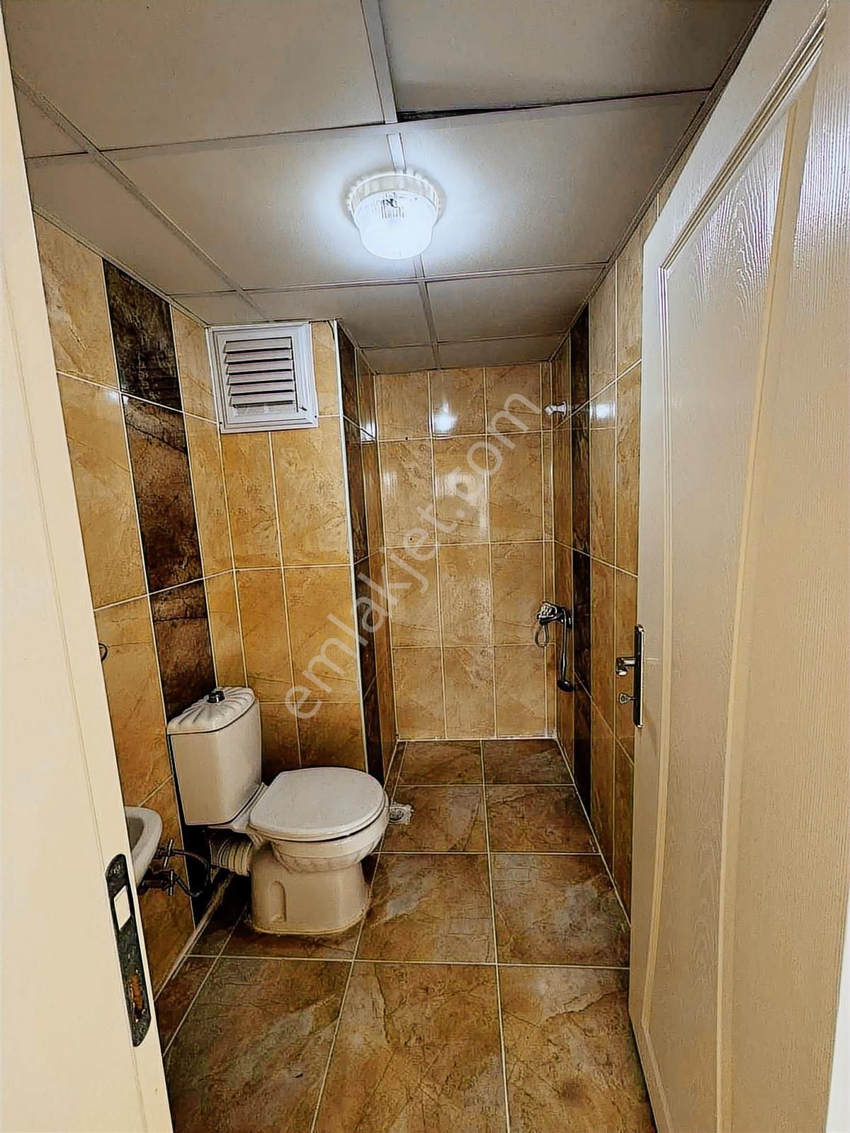 Çobançeşmede Site İçinde | 140 M² Net | Kaçırılmayacak 3+1 - Görsel 7