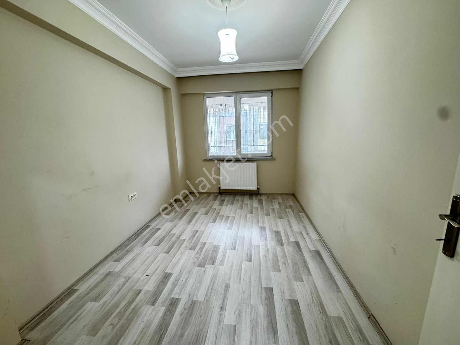 Çobançeşmede Site İçinde | 140 M² Net | Kaçırılmayacak 3+1 - Görsel 9