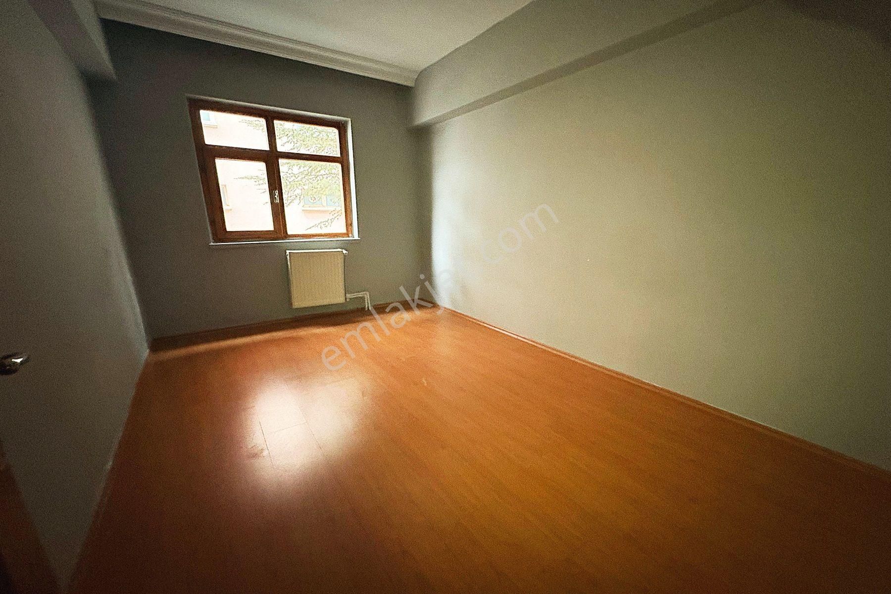 Yayla'da 1.kat Ön Cephe 3+1 Yalıtımlı Binada Kiralık Daire - Görsel 13