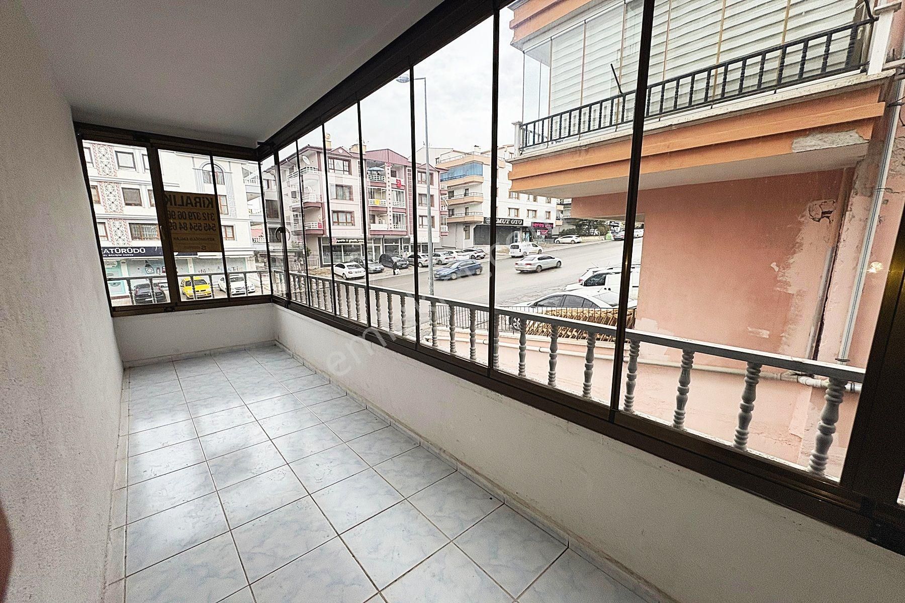 Yayla'da 1.kat Ön Cephe 3+1 Yalıtımlı Binada Kiralık Daire - Görsel 10