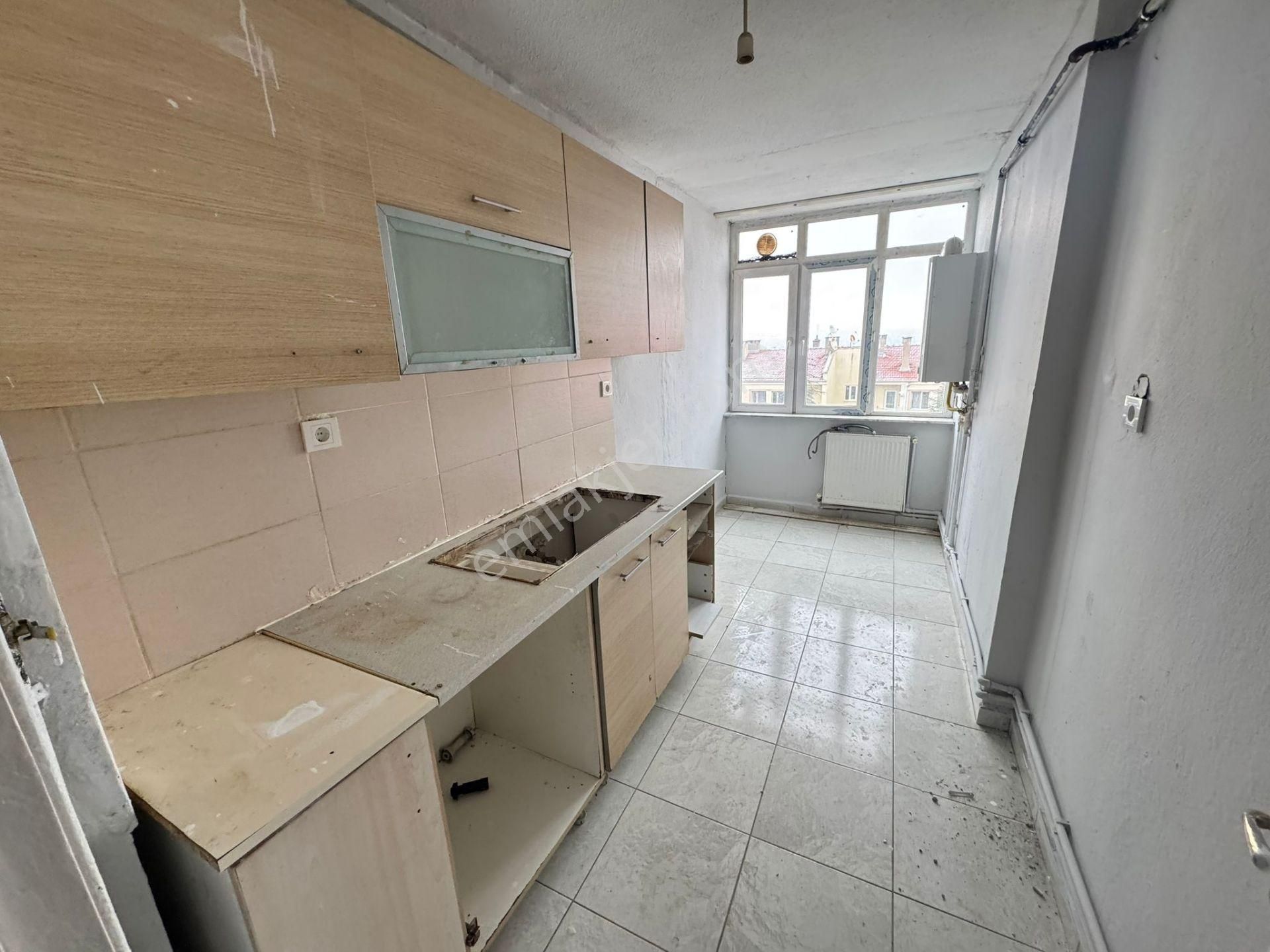 Koza Emlak'tan Tandoğan Mahalesinde Katta Yapılı Uygun Fiyatlı Satılık Dairee - Görsel 35