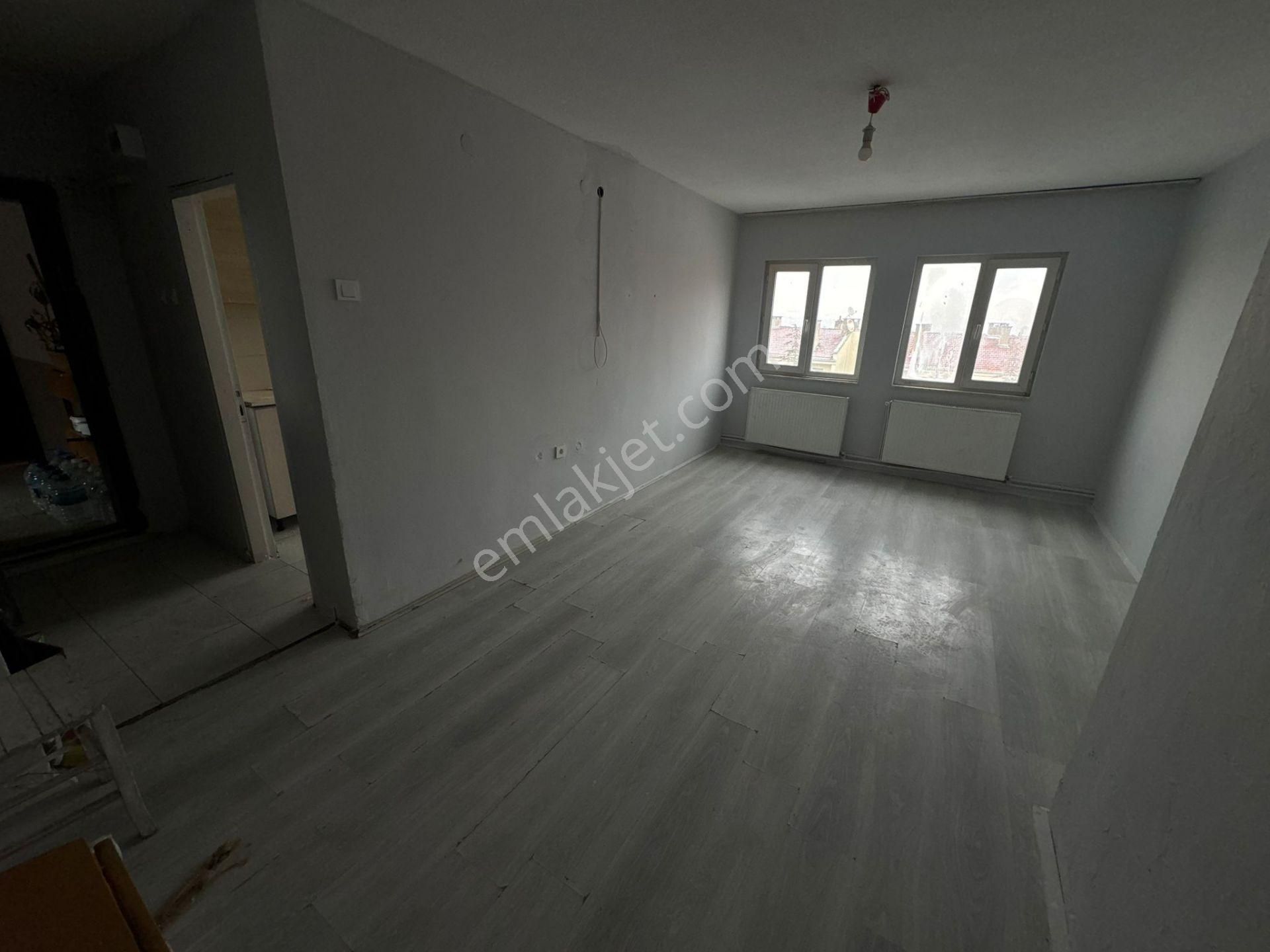 Koza Emlak'tan Tandoğan Mahalesinde Katta Yapılı Uygun Fiyatlı Satılık Dairee - Görsel 32