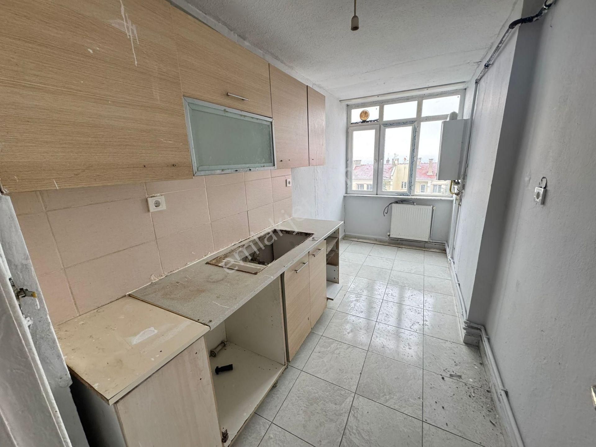 Koza Emlak'tan Tandoğan Mahalesinde Katta Yapılı Uygun Fiyatlı Satılık Dairee - Görsel 4