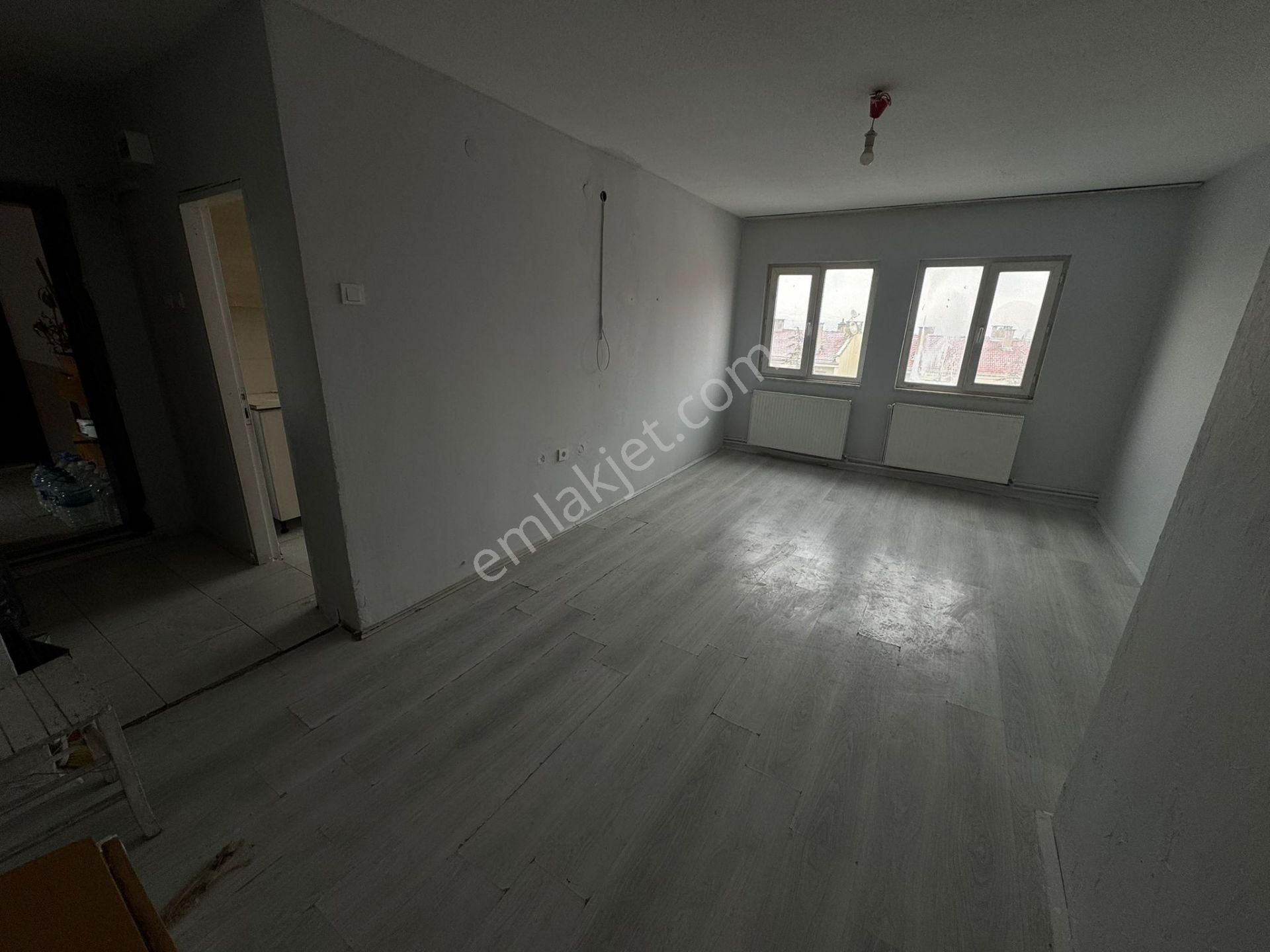 Koza Emlak'tan Tandoğan Mahalesinde Katta Yapılı Uygun Fiyatlı Satılık Dairee - Görsel 34