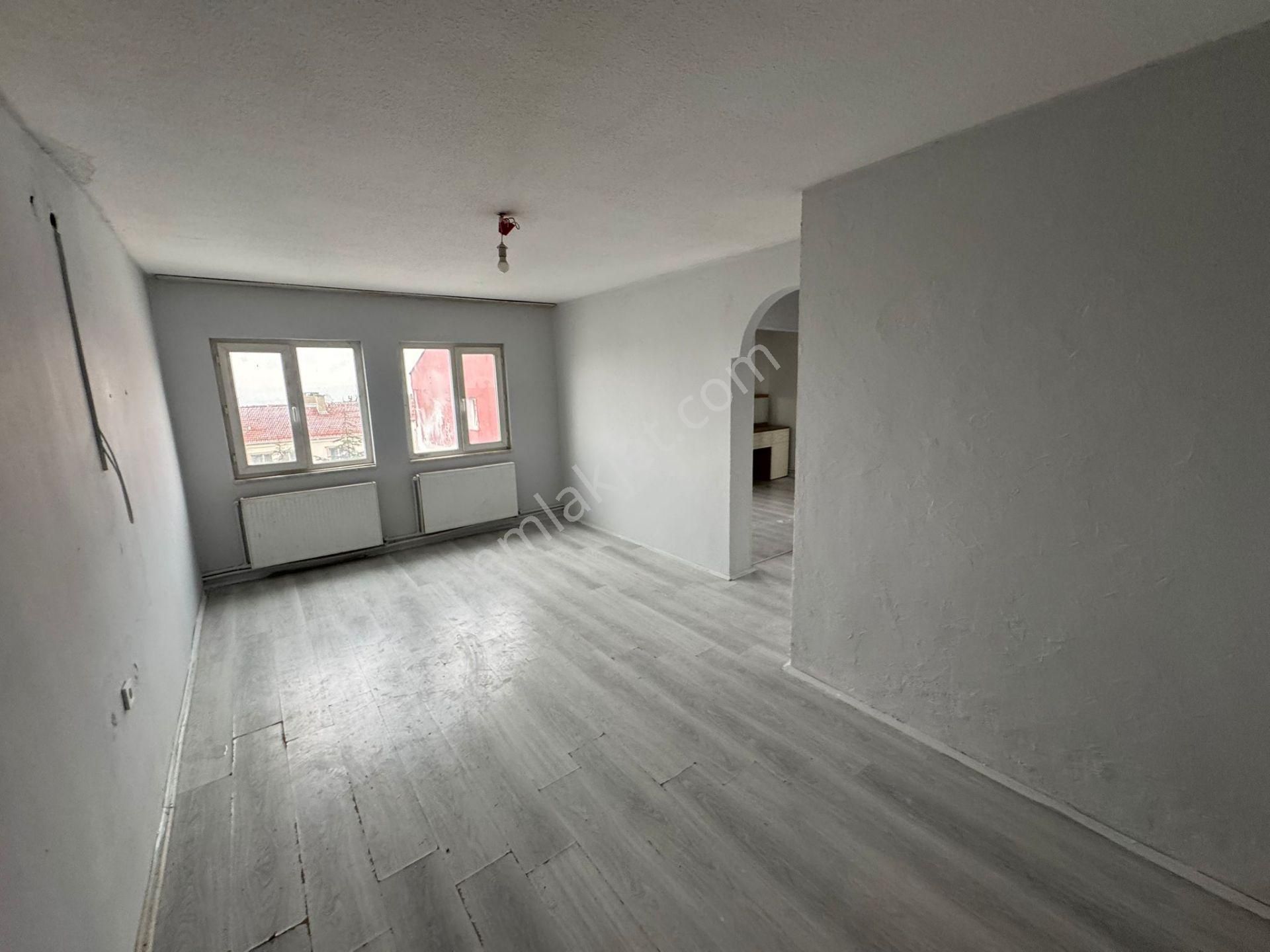 Koza Emlak'tan Tandoğan Mahalesinde Katta Yapılı Uygun Fiyatlı Satılık Dairee - Görsel 11