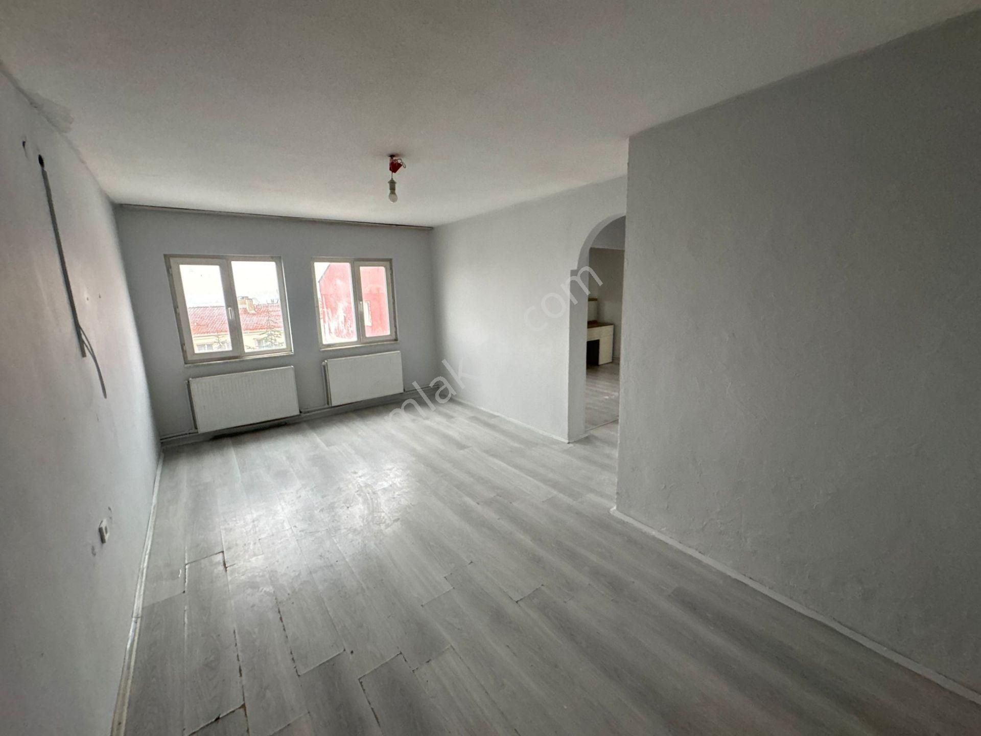 Koza Emlak'tan Tandoğan Mahalesinde Katta Yapılı Uygun Fiyatlı Satılık Dairee - Görsel 13