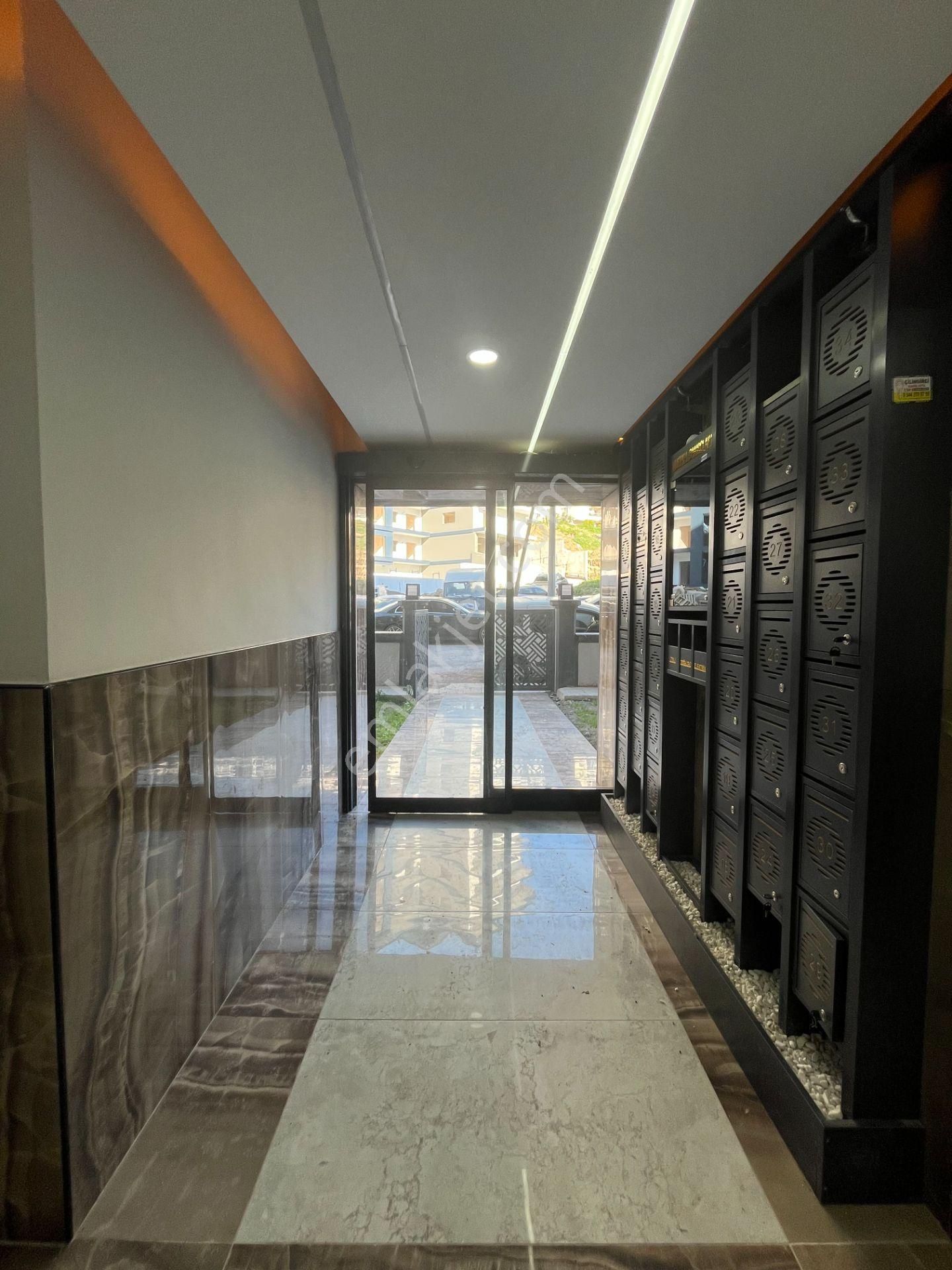 Anadolu Caddesi Ve Hst. Yakını Teraslı Ara Kat Satılık Daire - Görsel 35