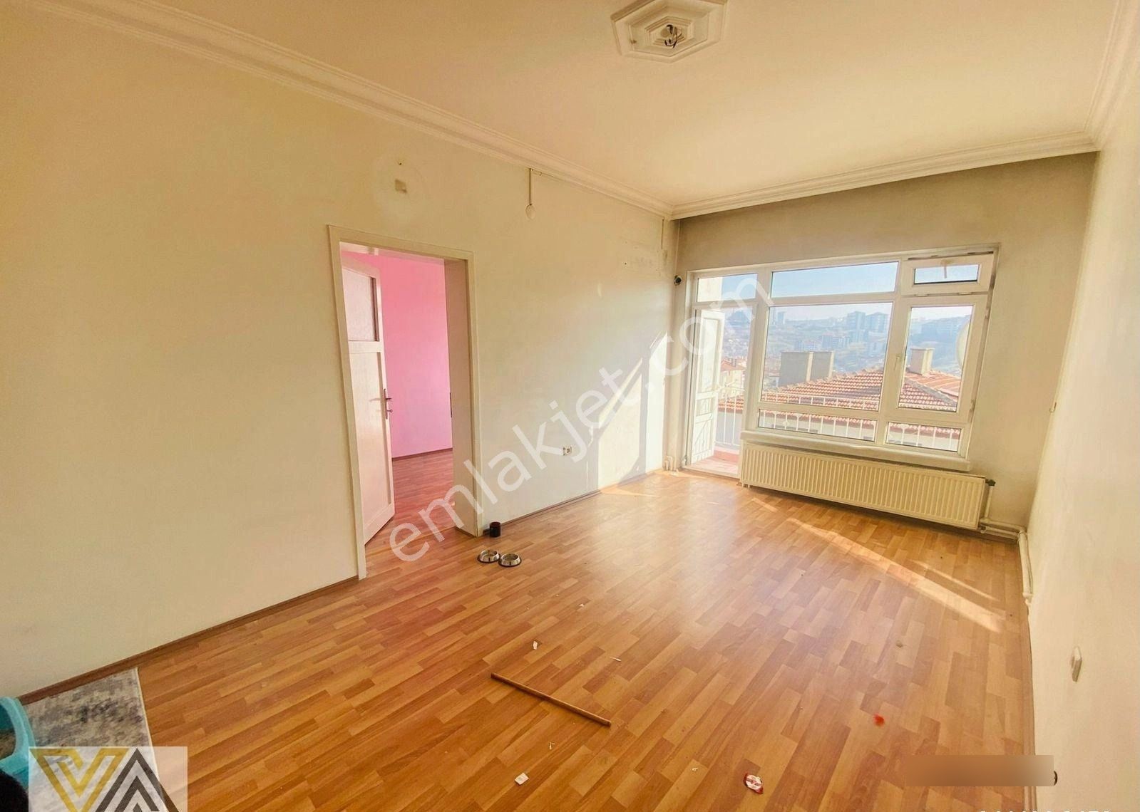 Valentia'dan Metro Yakını 2+1 Satılık Daire !!!