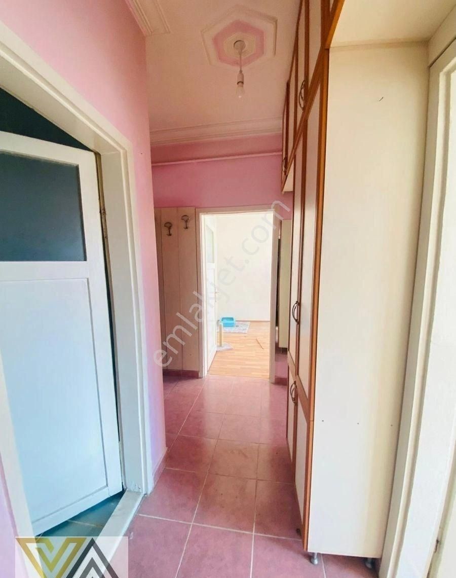 Valentia'dan Metro Yakını 2+1 Satılık Daire !!! - Görsel 13