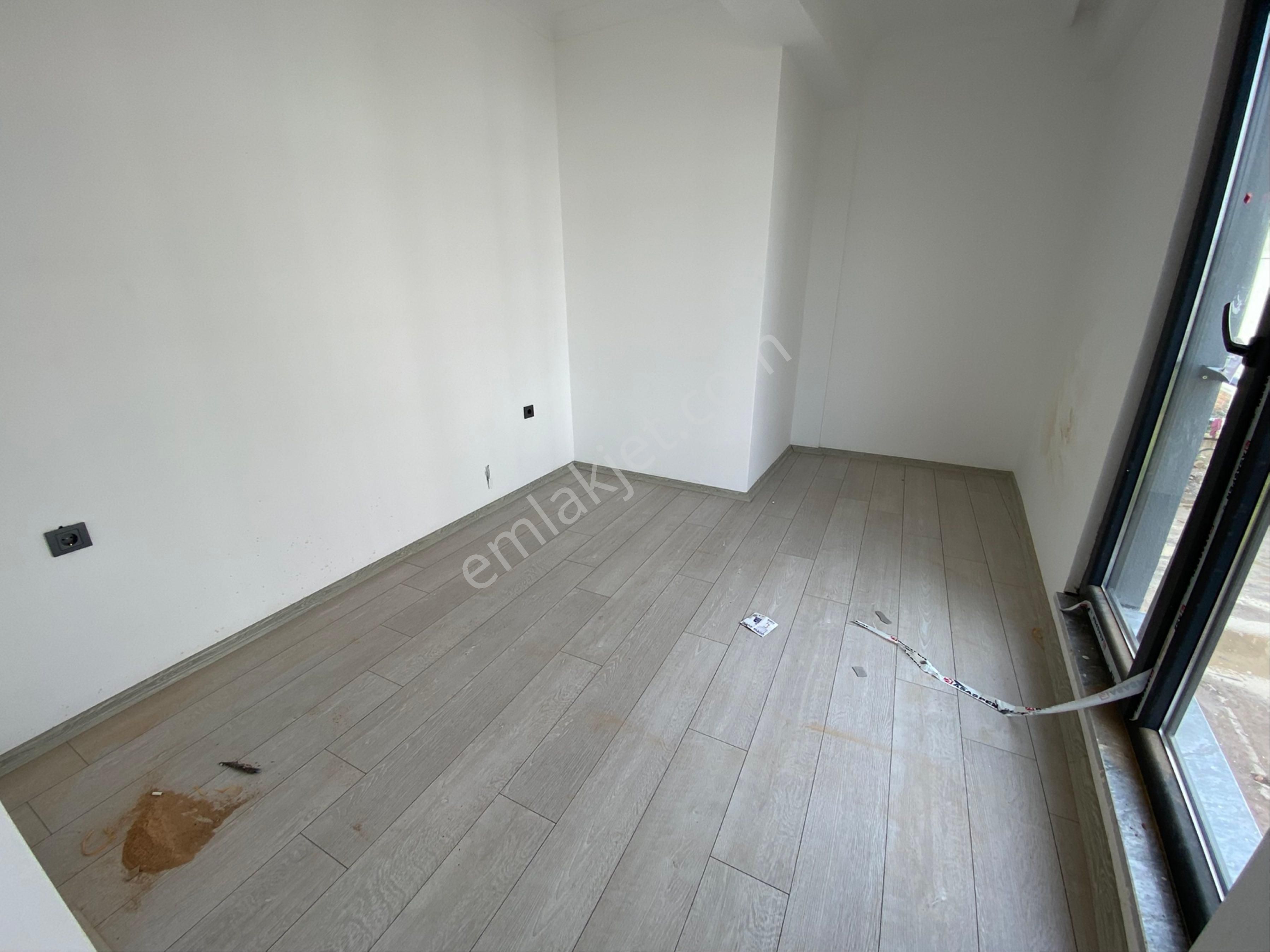 Ateş Emlaktan 1+1 Sıfır Hesaplı 1 Aya Anahtar Teslim Satılık Mükemmel Daire - Görsel 13