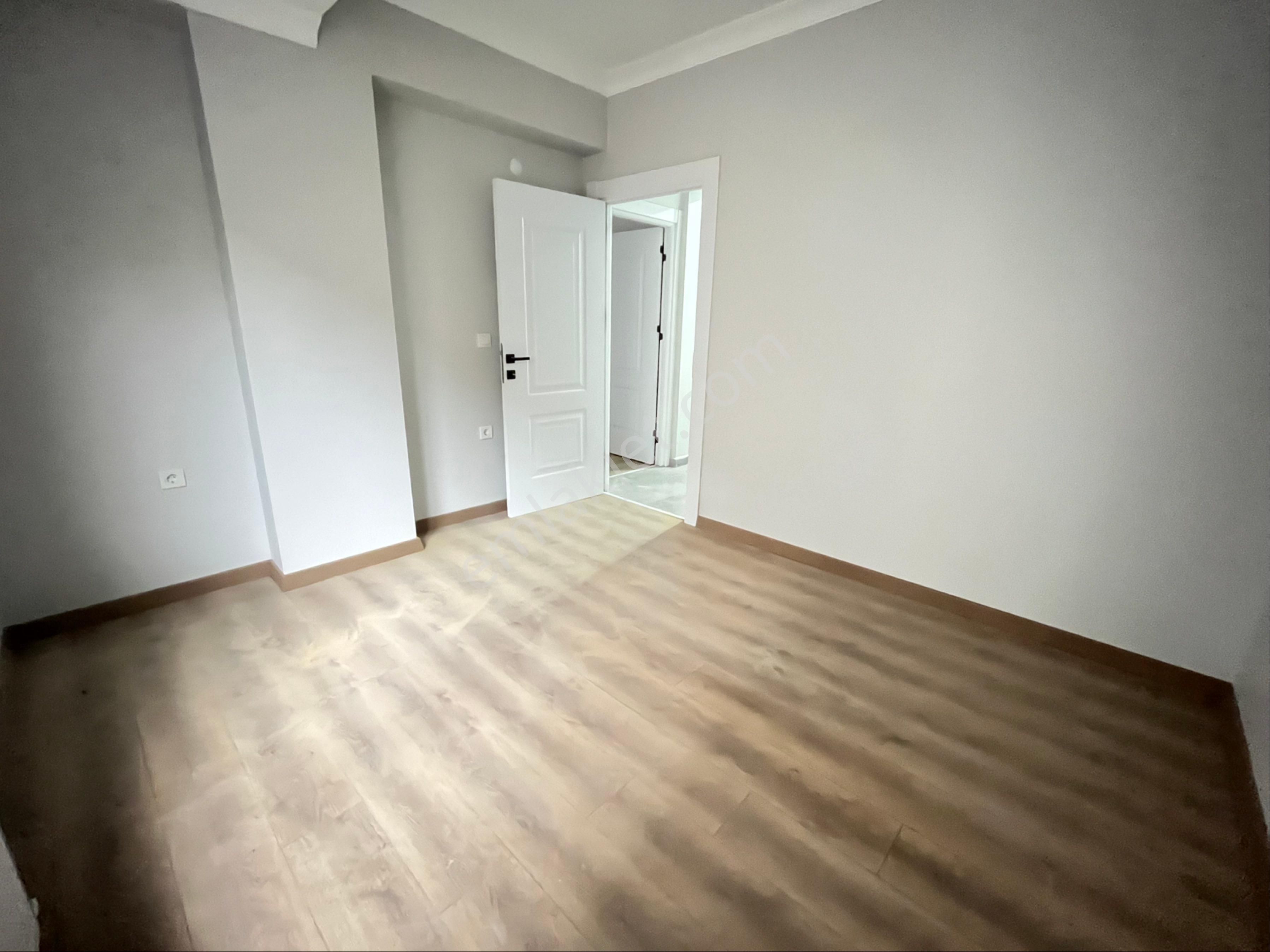İmren Gayrimenkulden Kiralık 2+1 90 M2 Y.giriş Sıfır Yeni Bina Lüks Yapım - Görsel 25